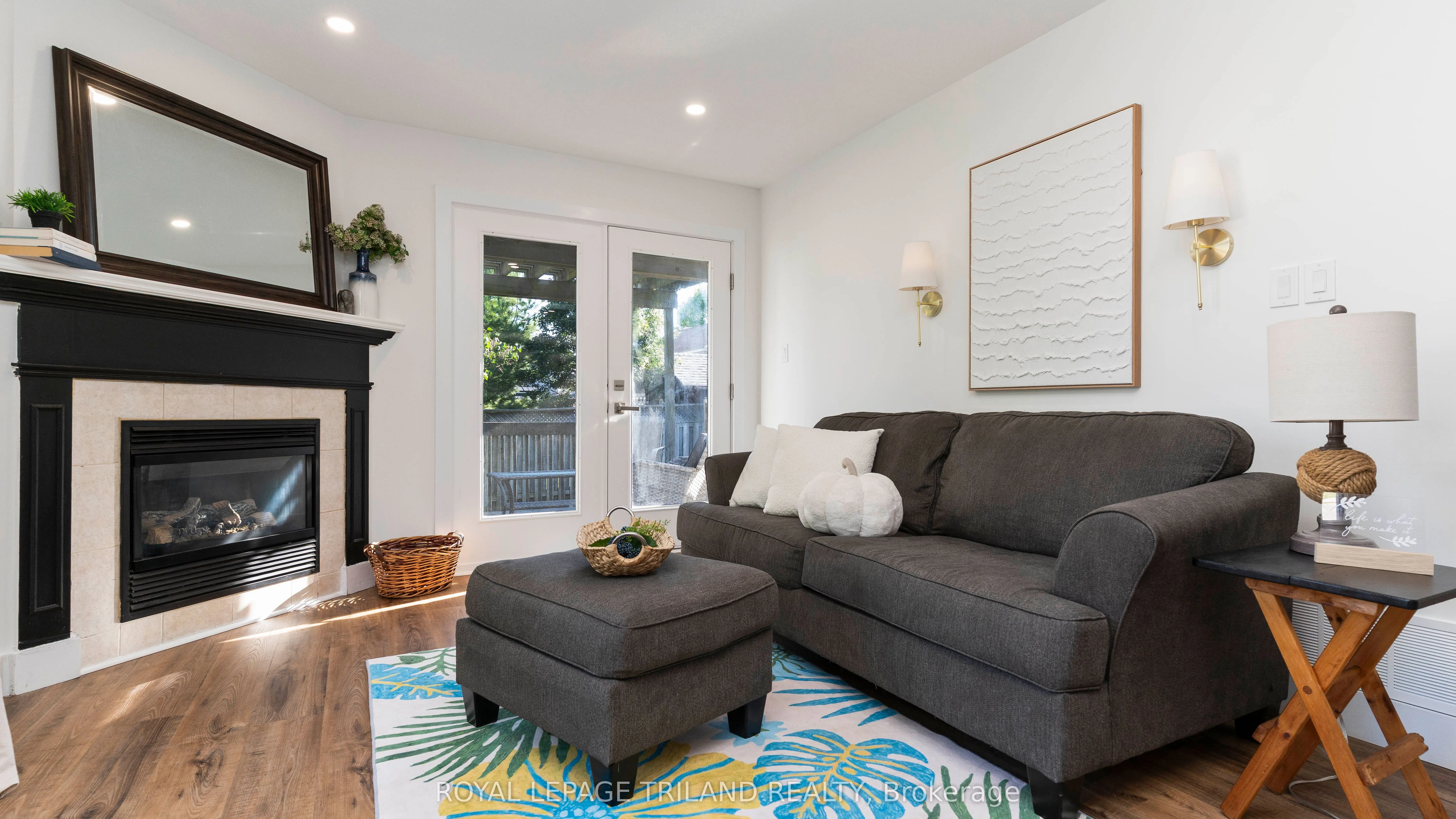 4 Schreyer Drive