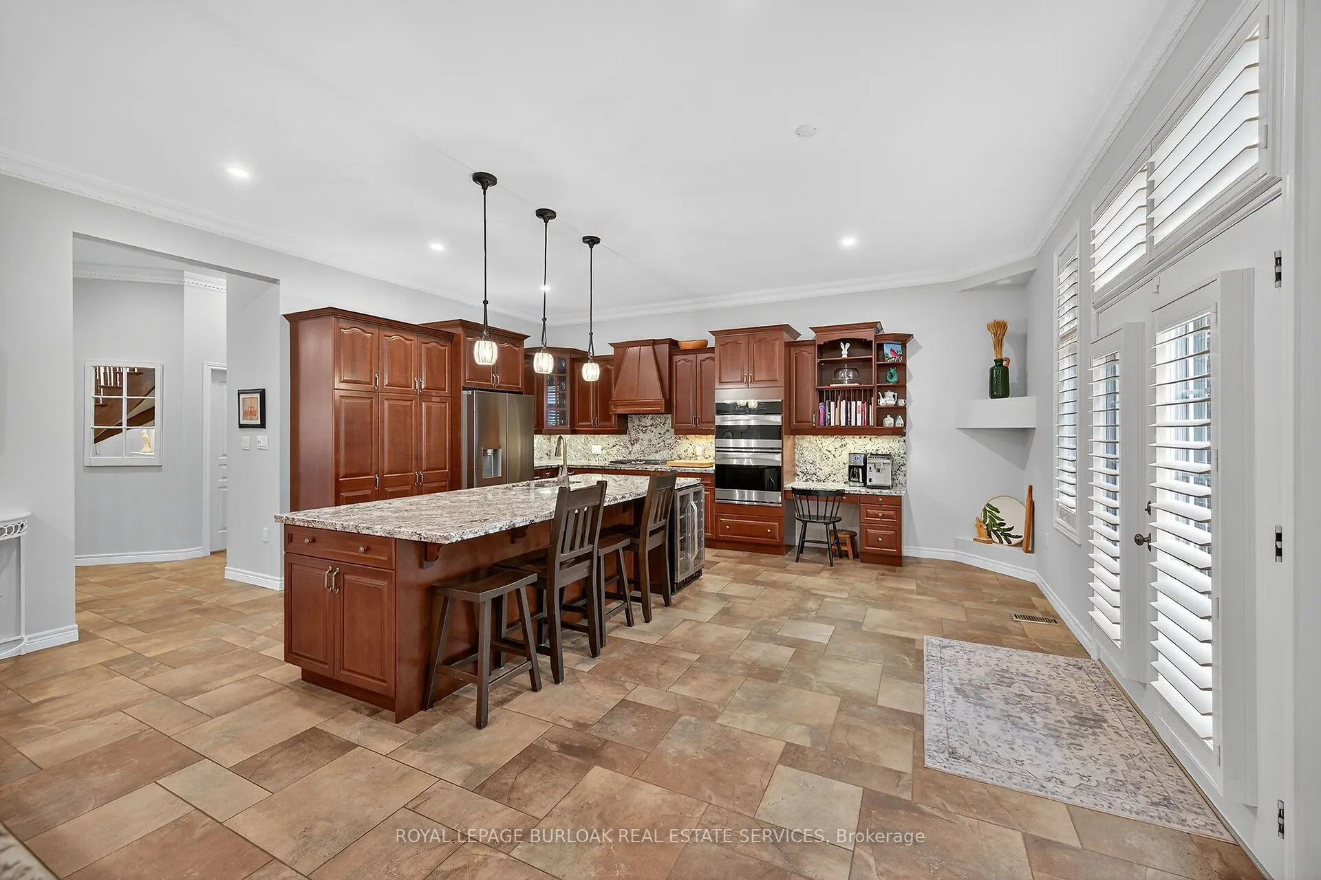 248 Cloverleaf Drive