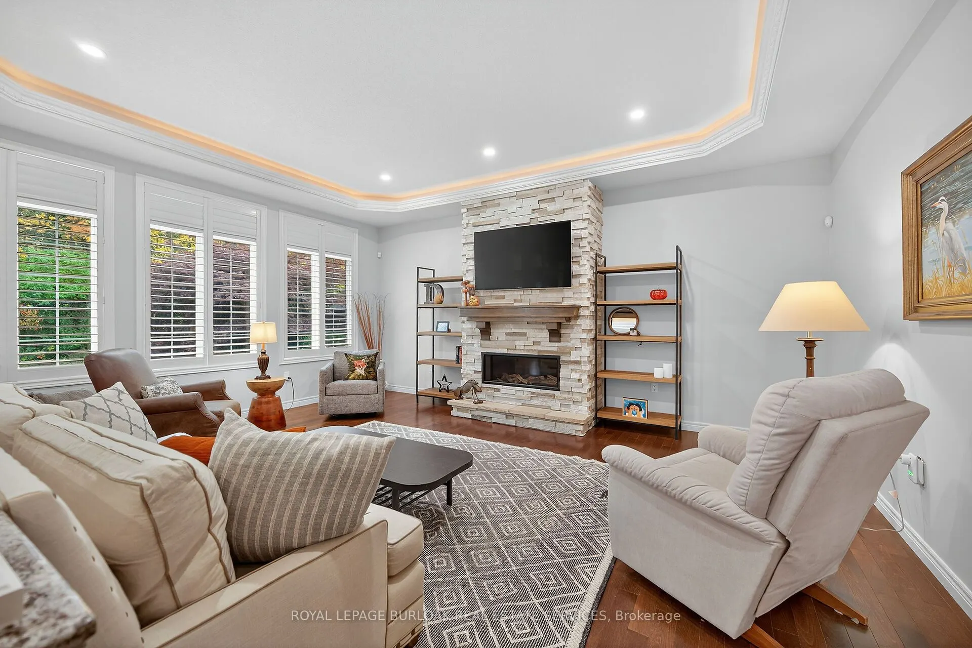 248 Cloverleaf Drive