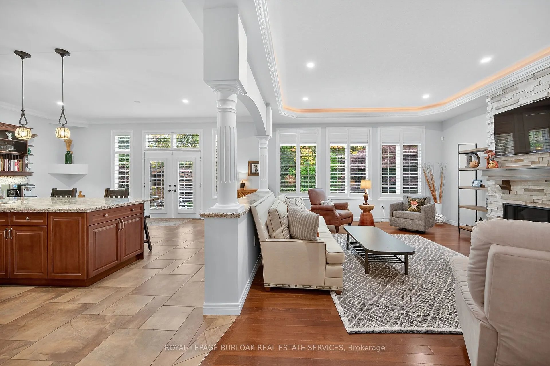 248 Cloverleaf Drive