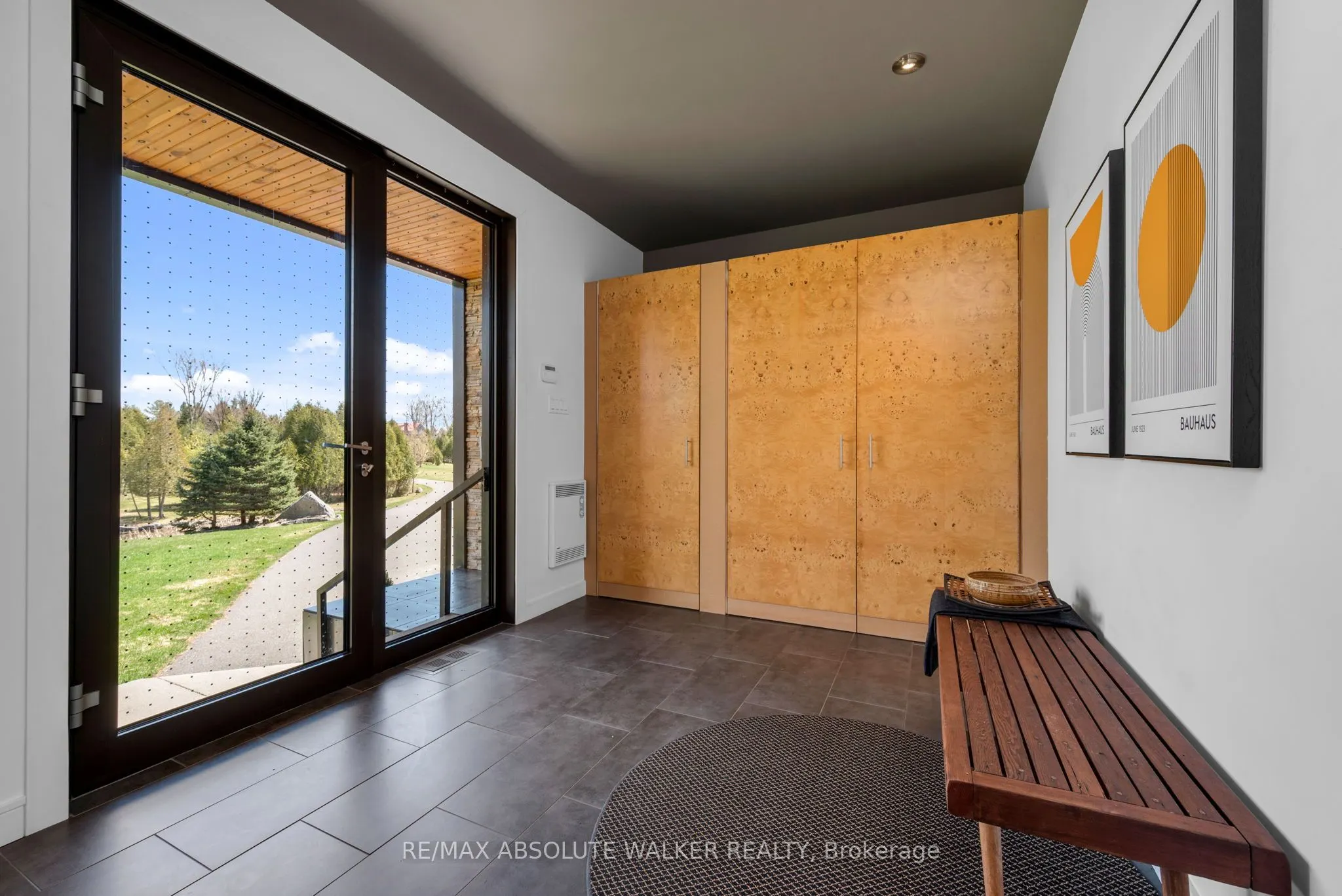 19421 Kenyon Concession 1 Road