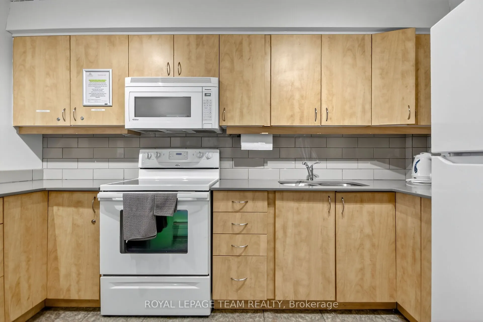 3100 Carling Avenue, #513