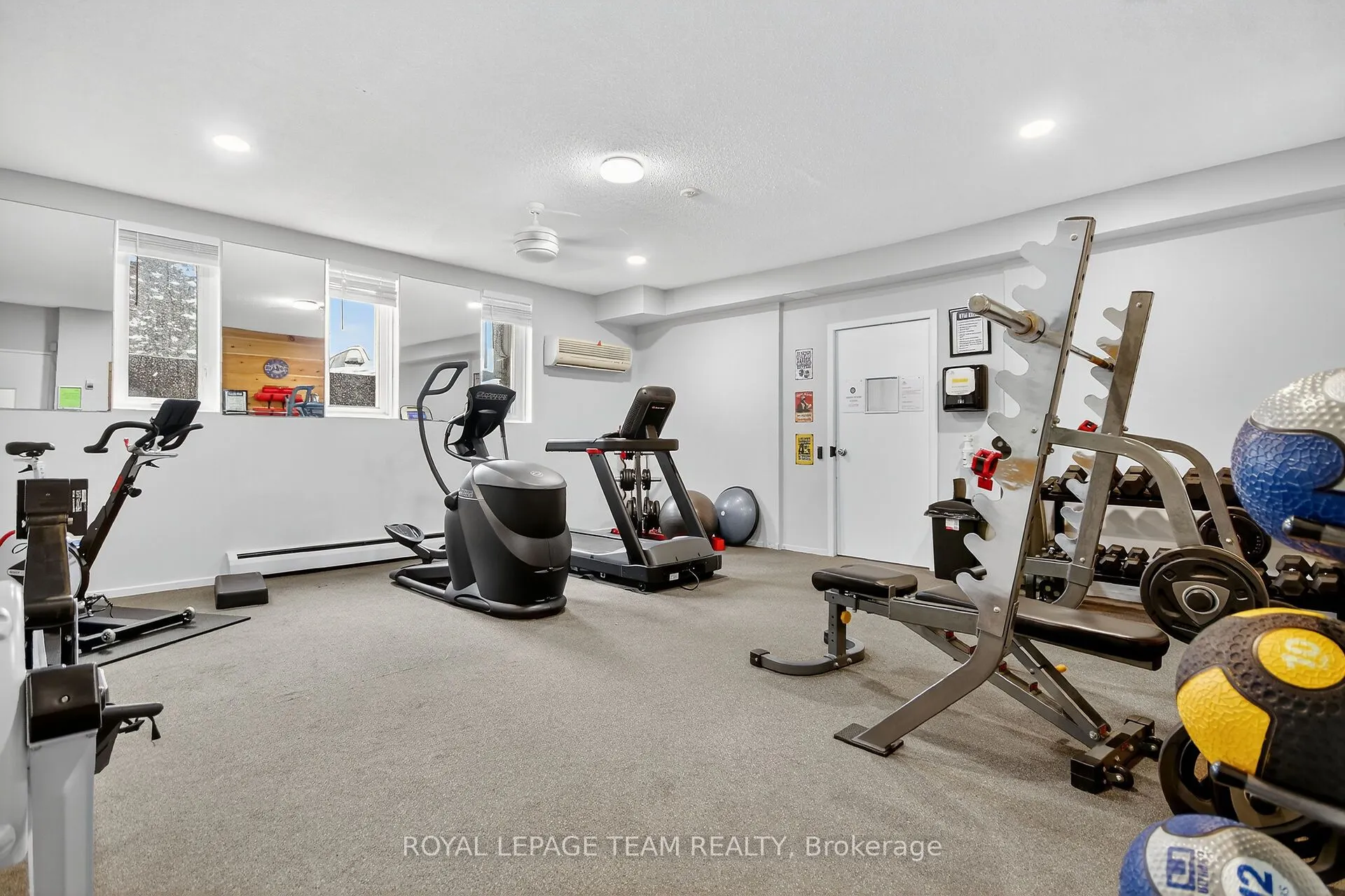 3100 Carling Avenue, #513