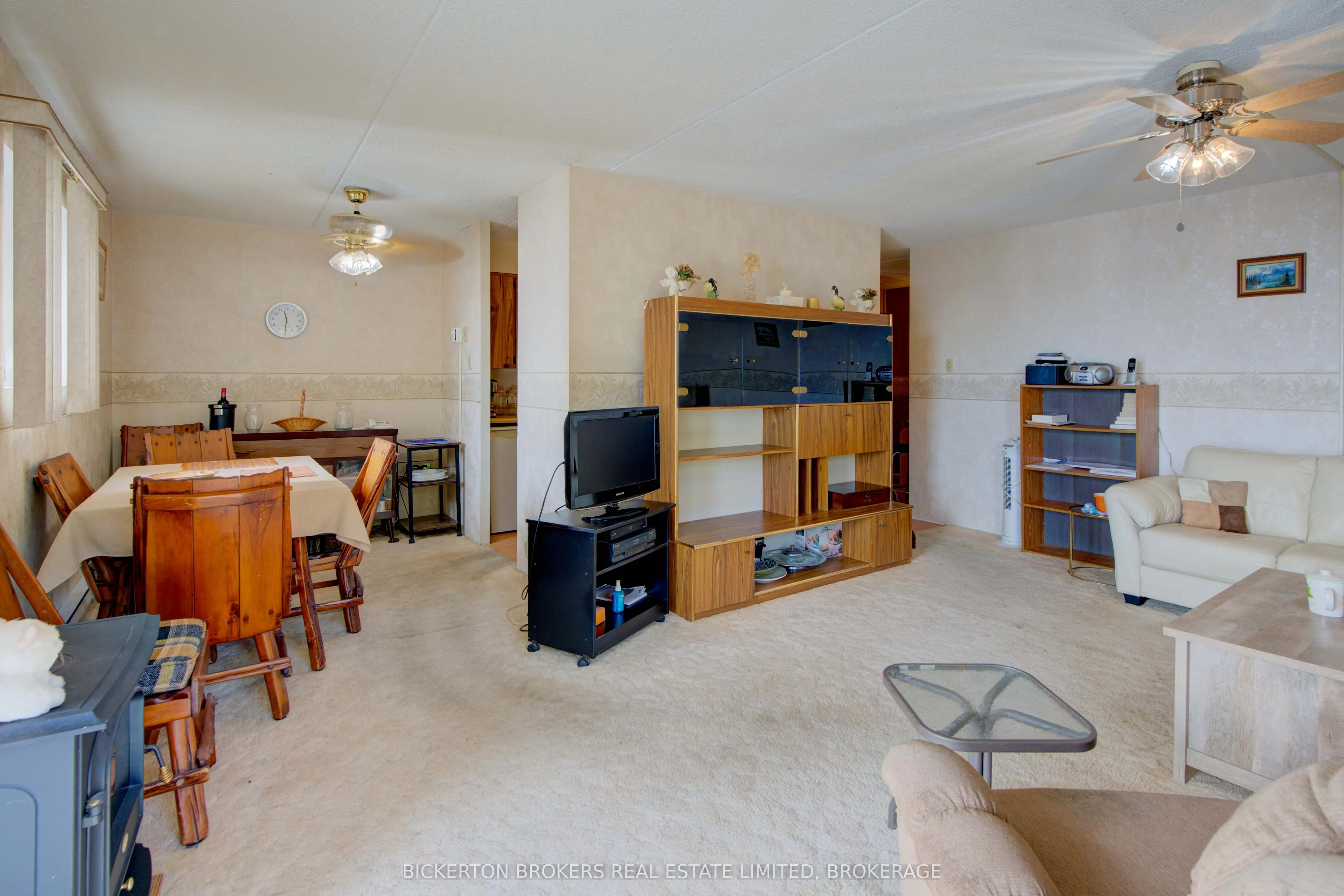 610 William Street S, #406