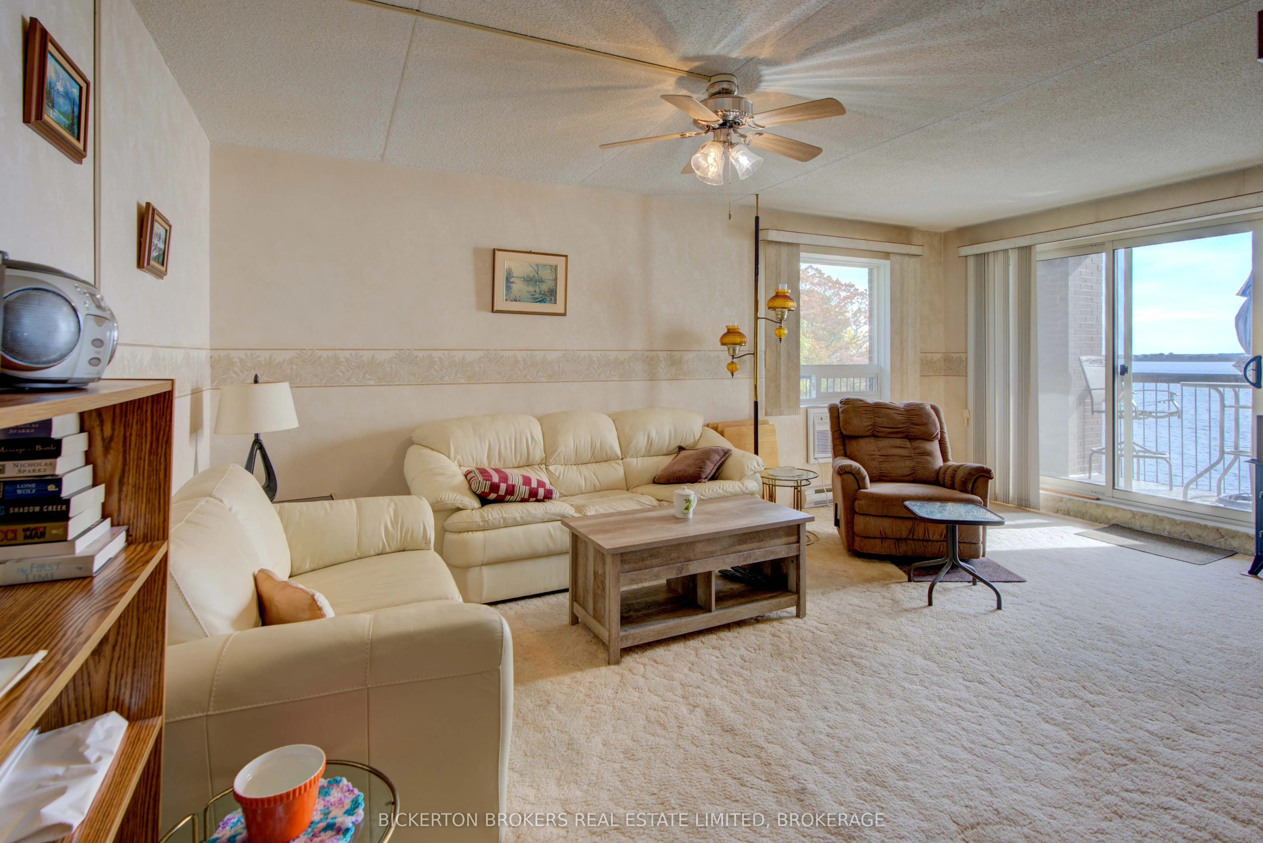 610 William Street S, #406