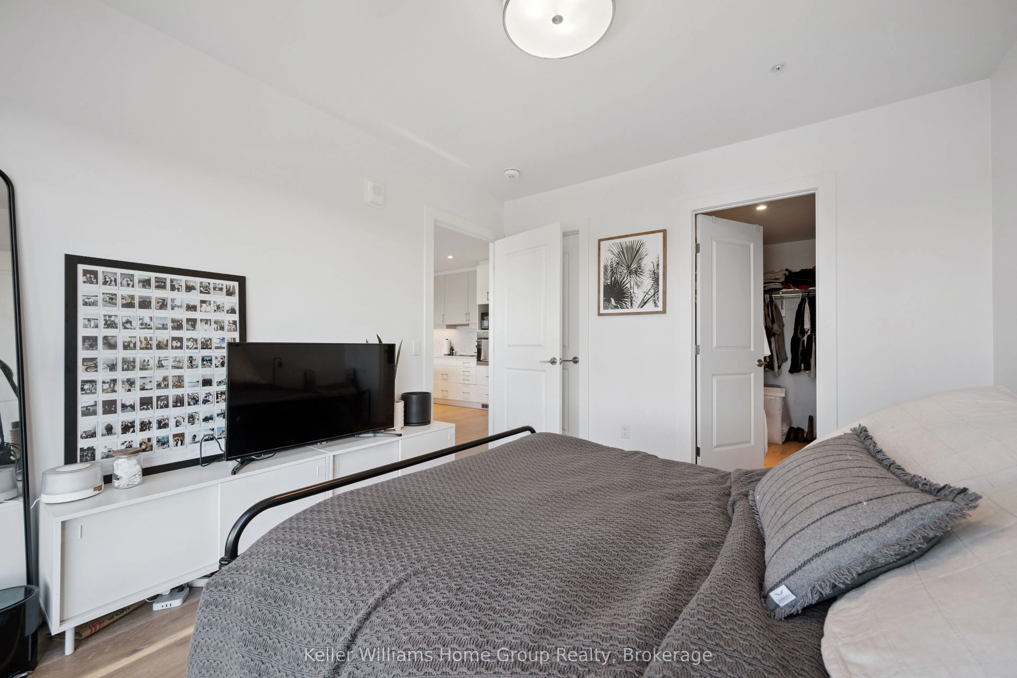 181 King Street S, #1105