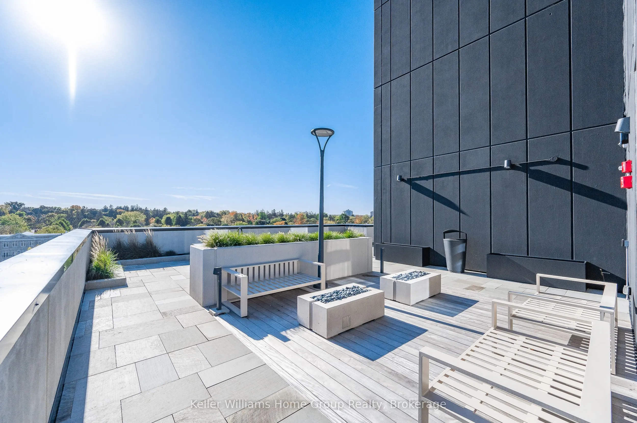 181 King Street S, #1105