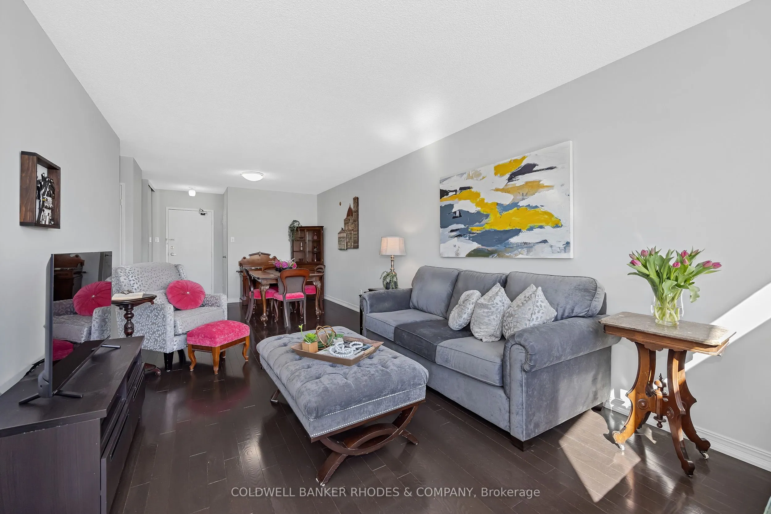 60 McLeod Street, #402