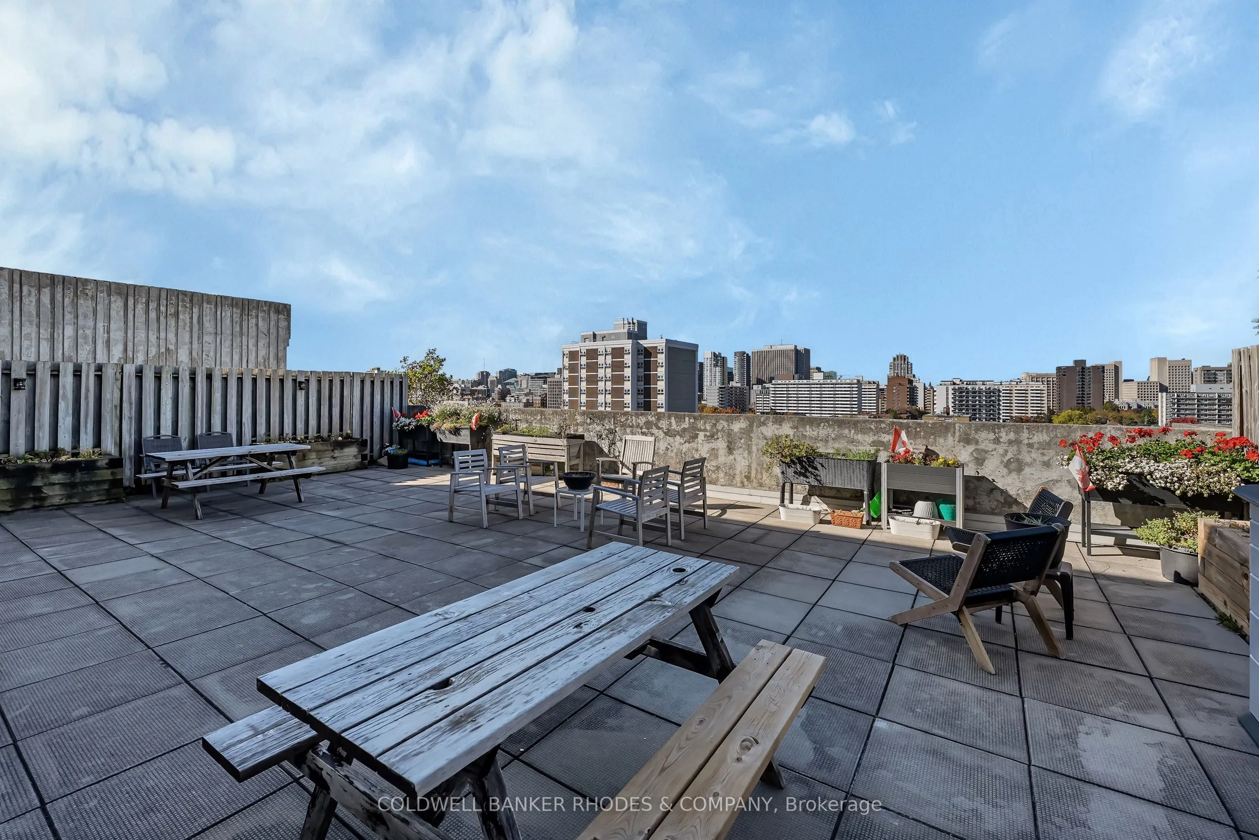 60 McLeod Street, #402