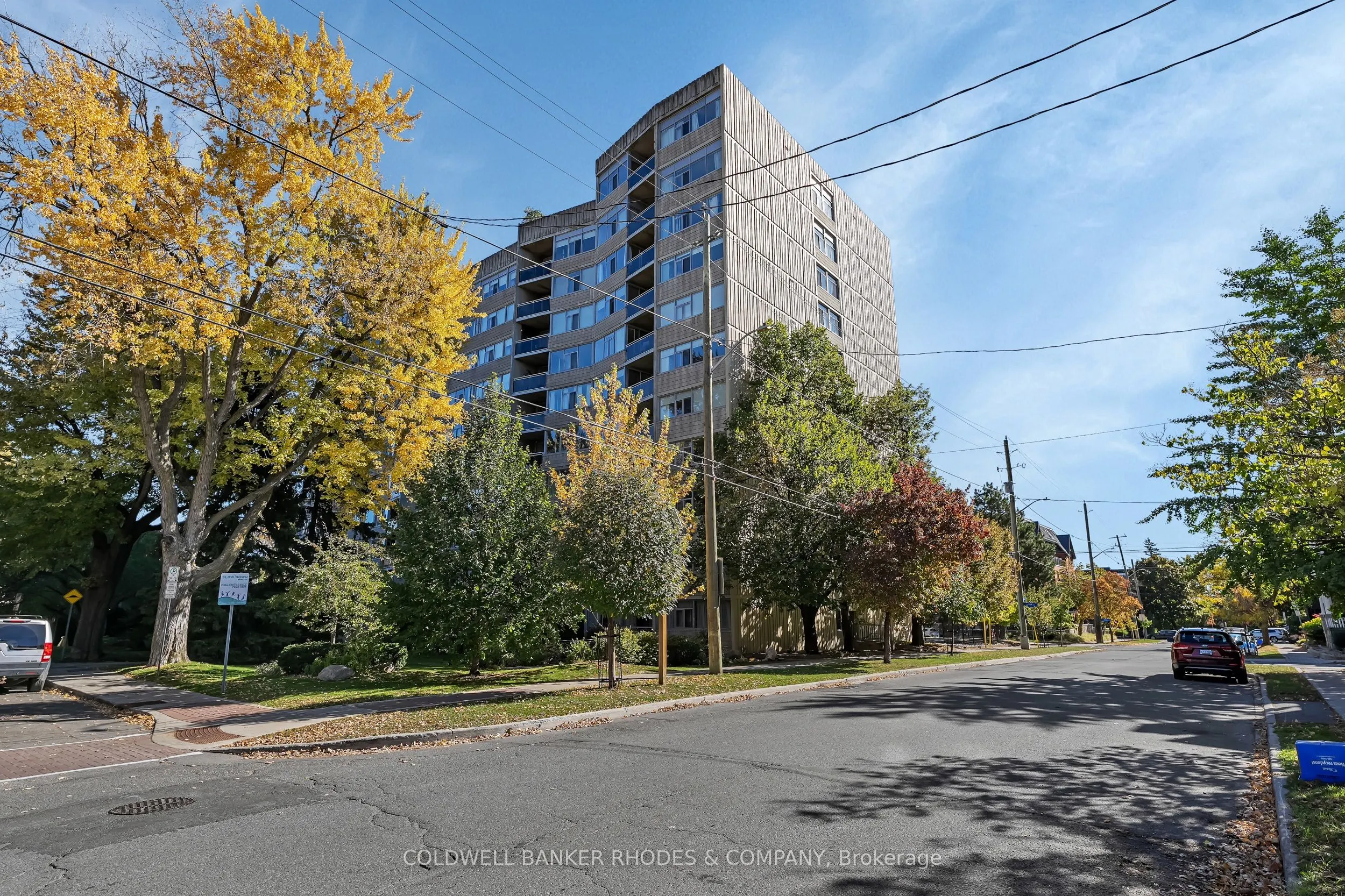 60 McLeod Street, #402