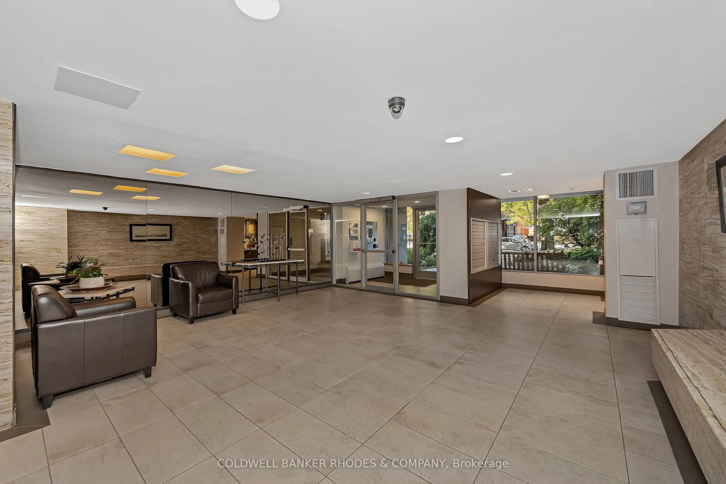 60 McLeod Street, #402