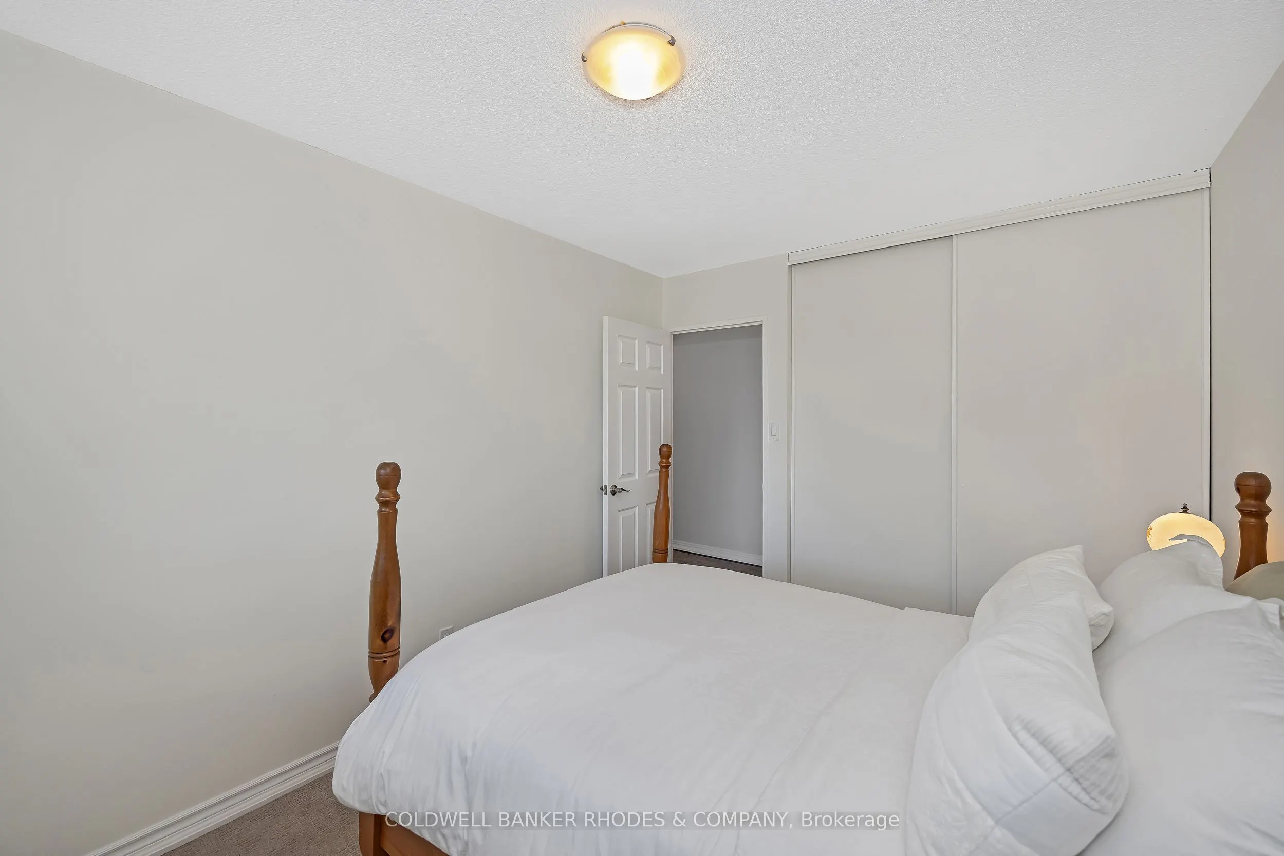 60 McLeod Street, #402