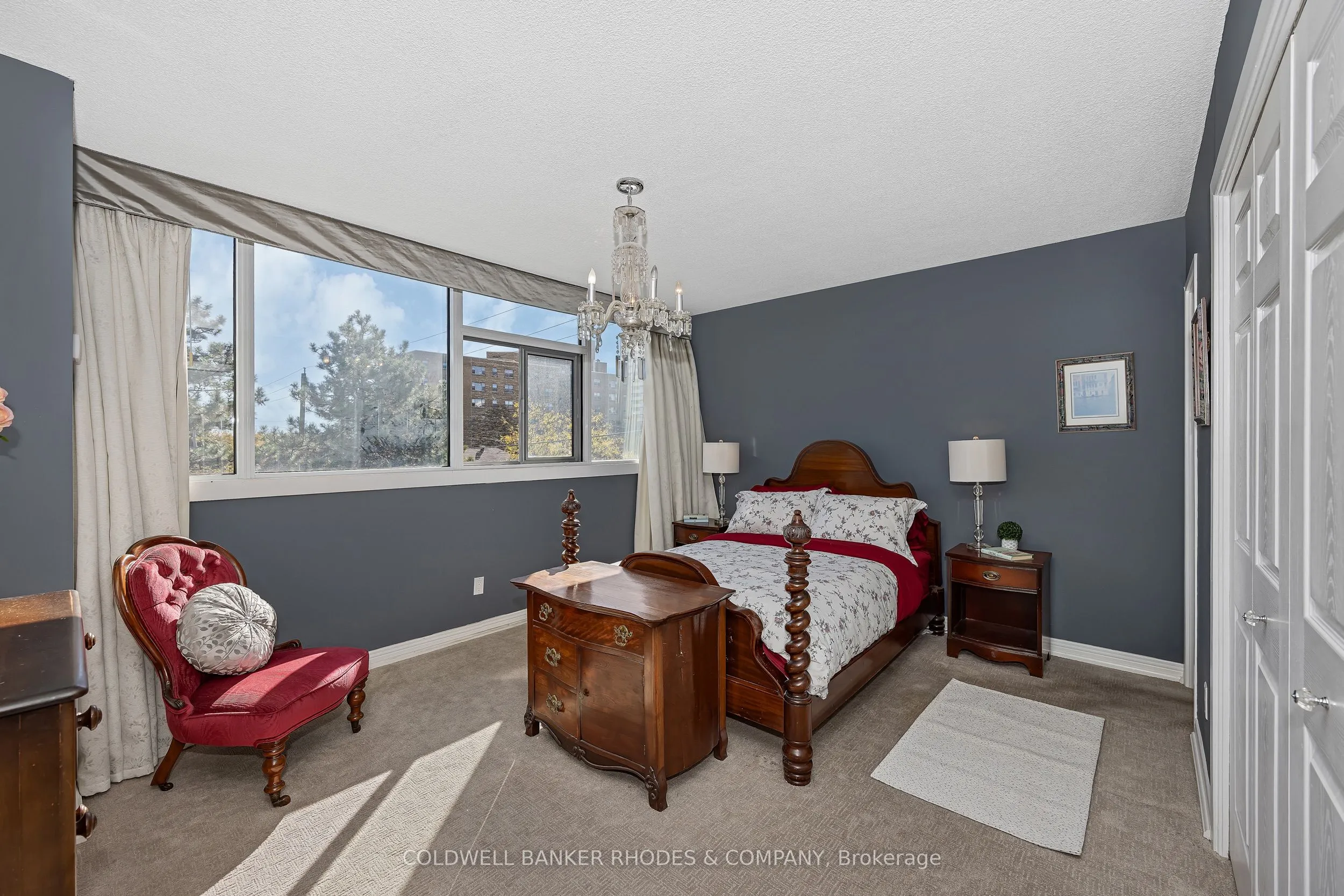 60 McLeod Street, #402