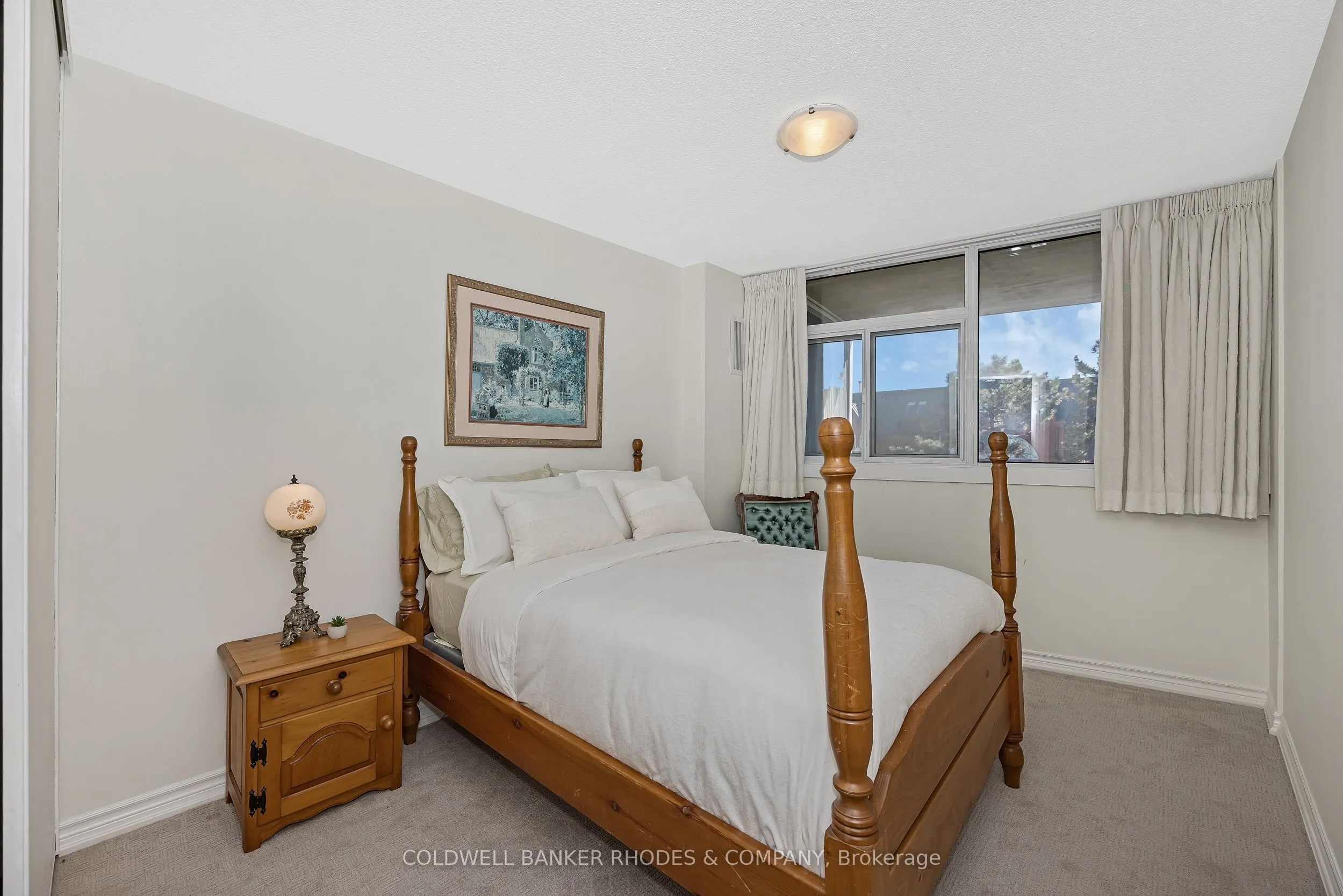 60 McLeod Street, #402