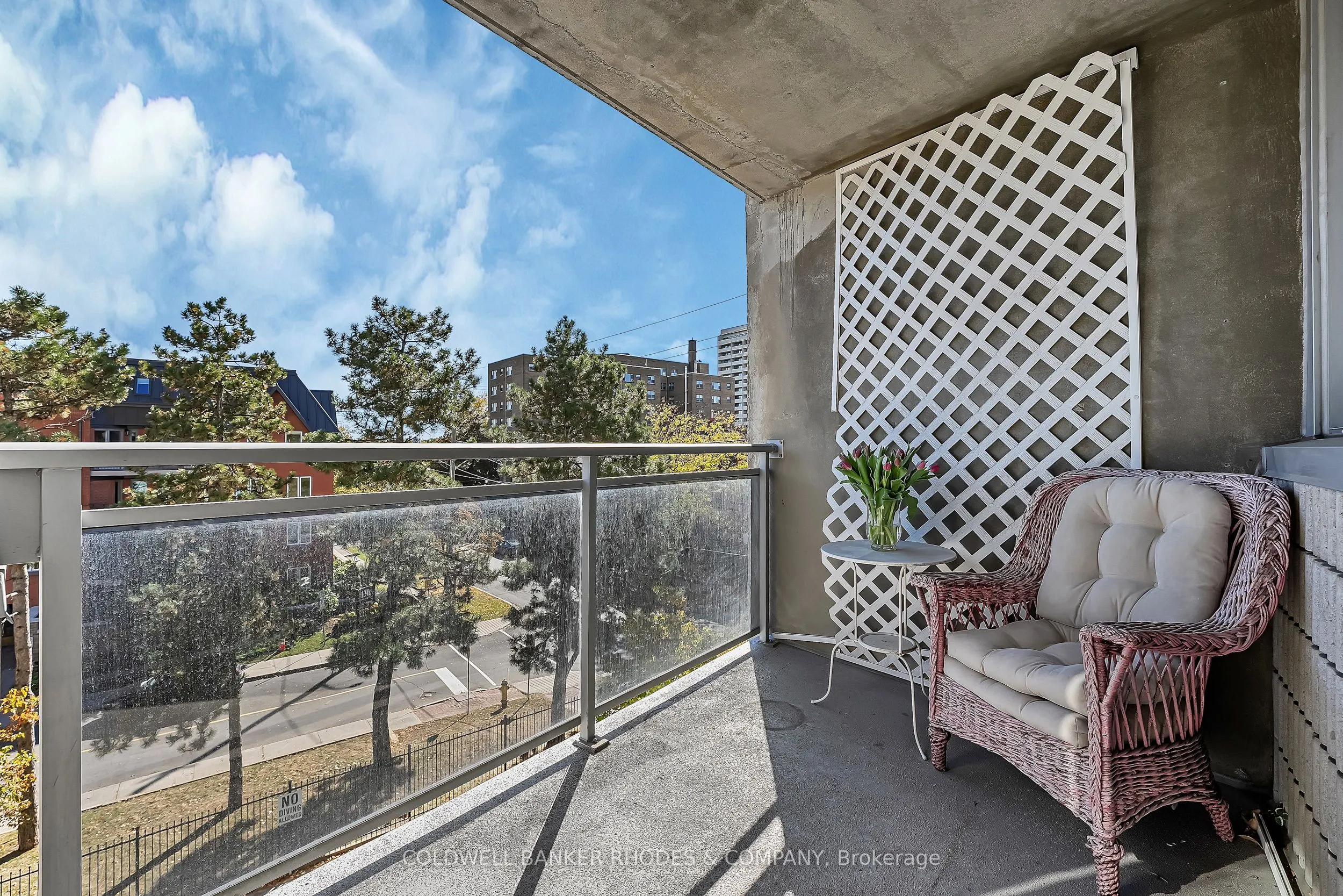 60 McLeod Street, #402