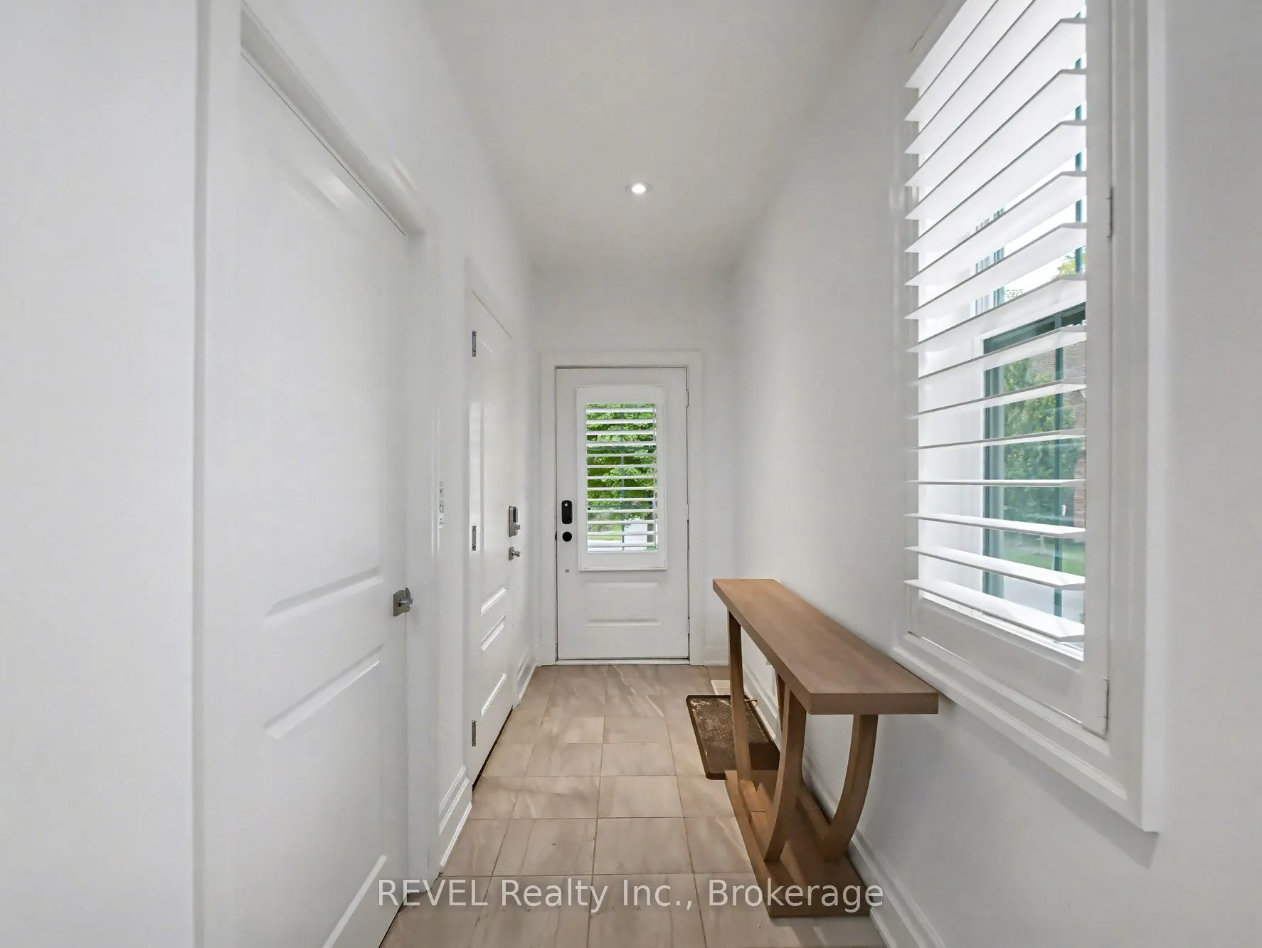 7 Aberdeen Lane S, #A7