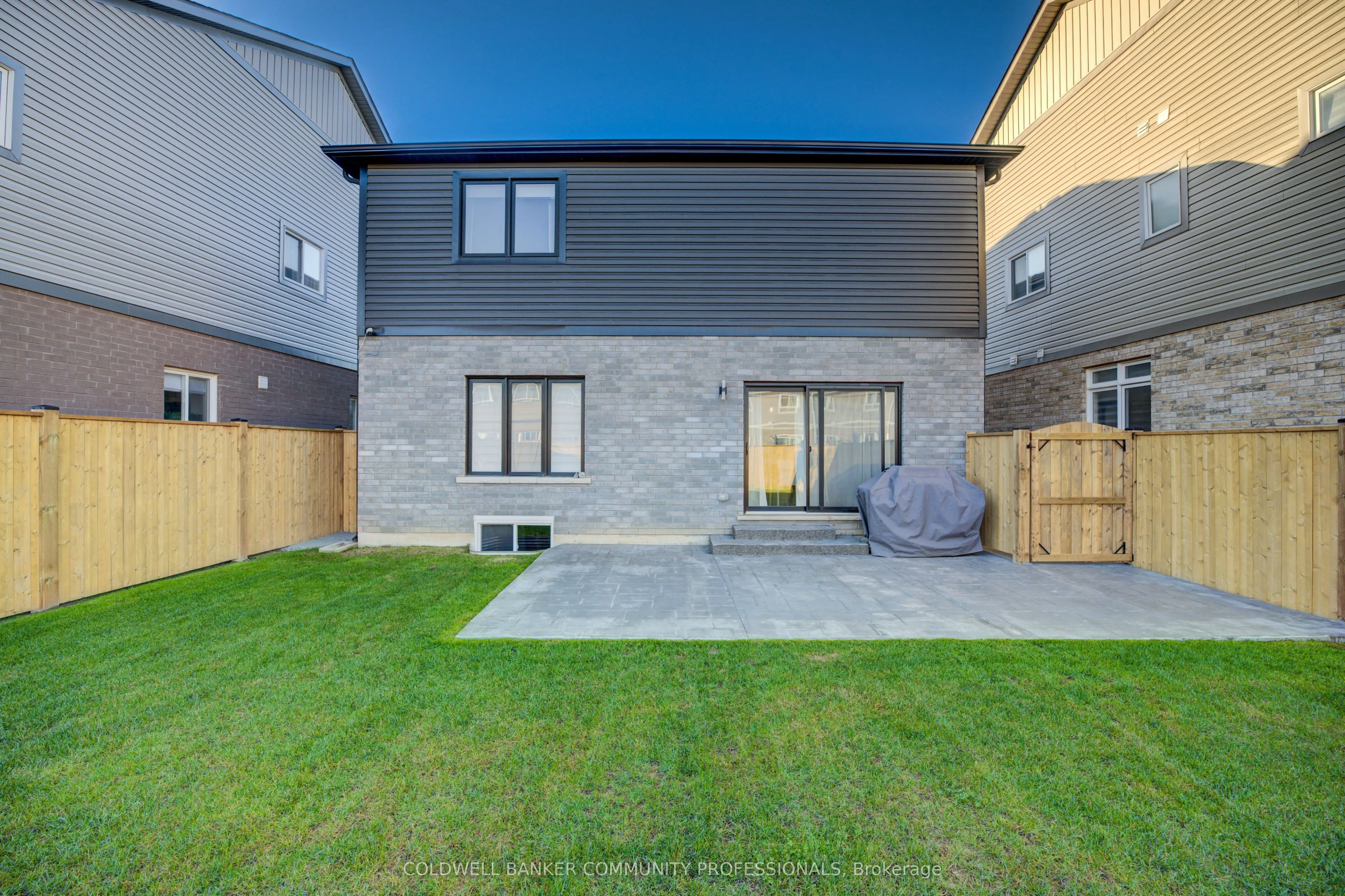 36 Alicia Crescent
