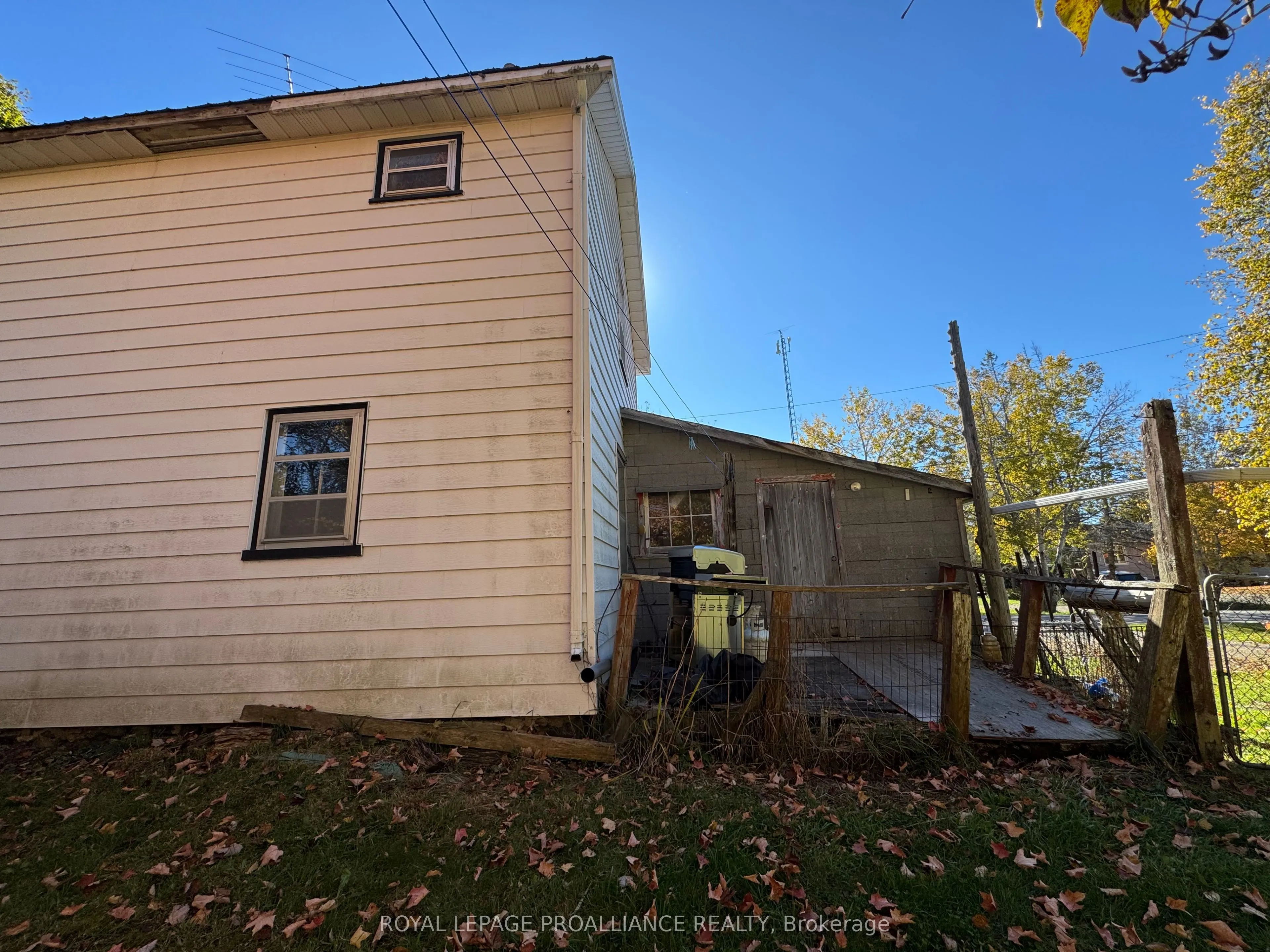 3 Gore Street