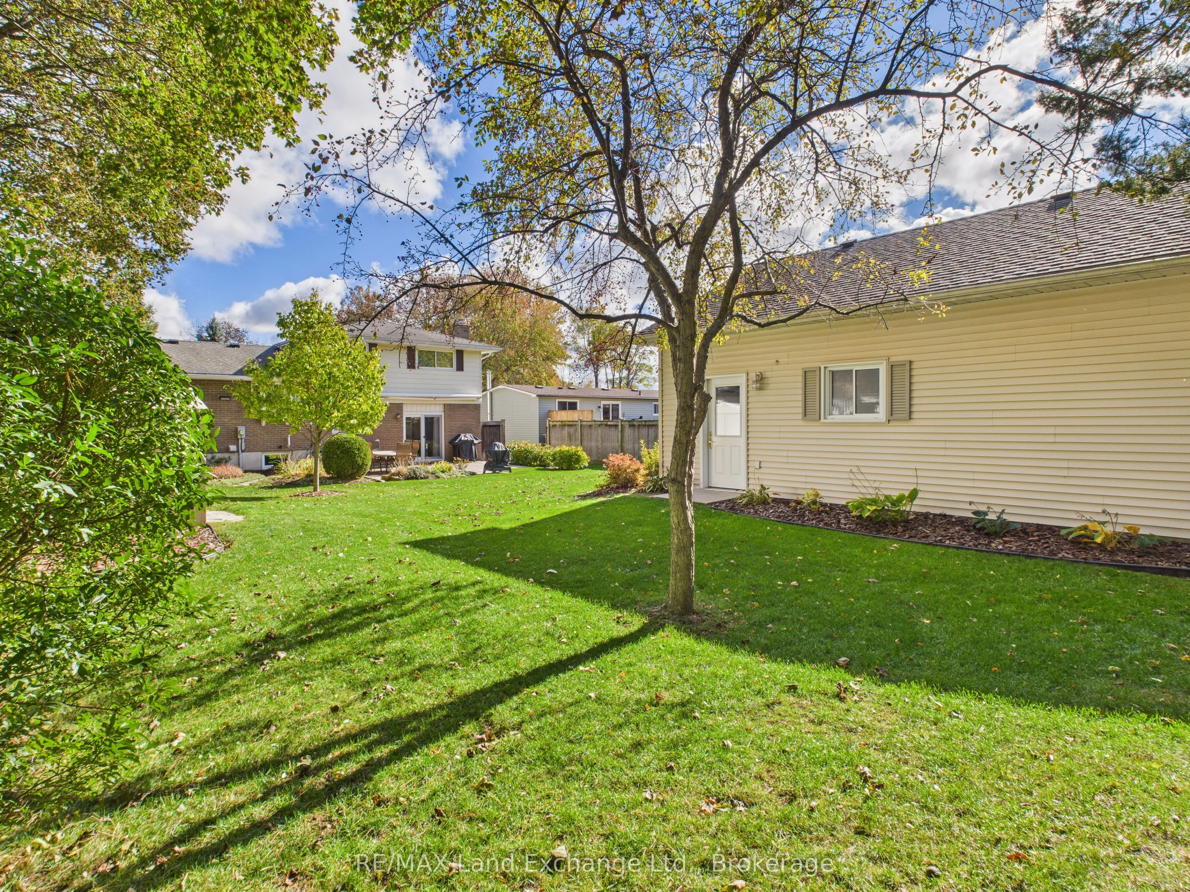228 Willow Road