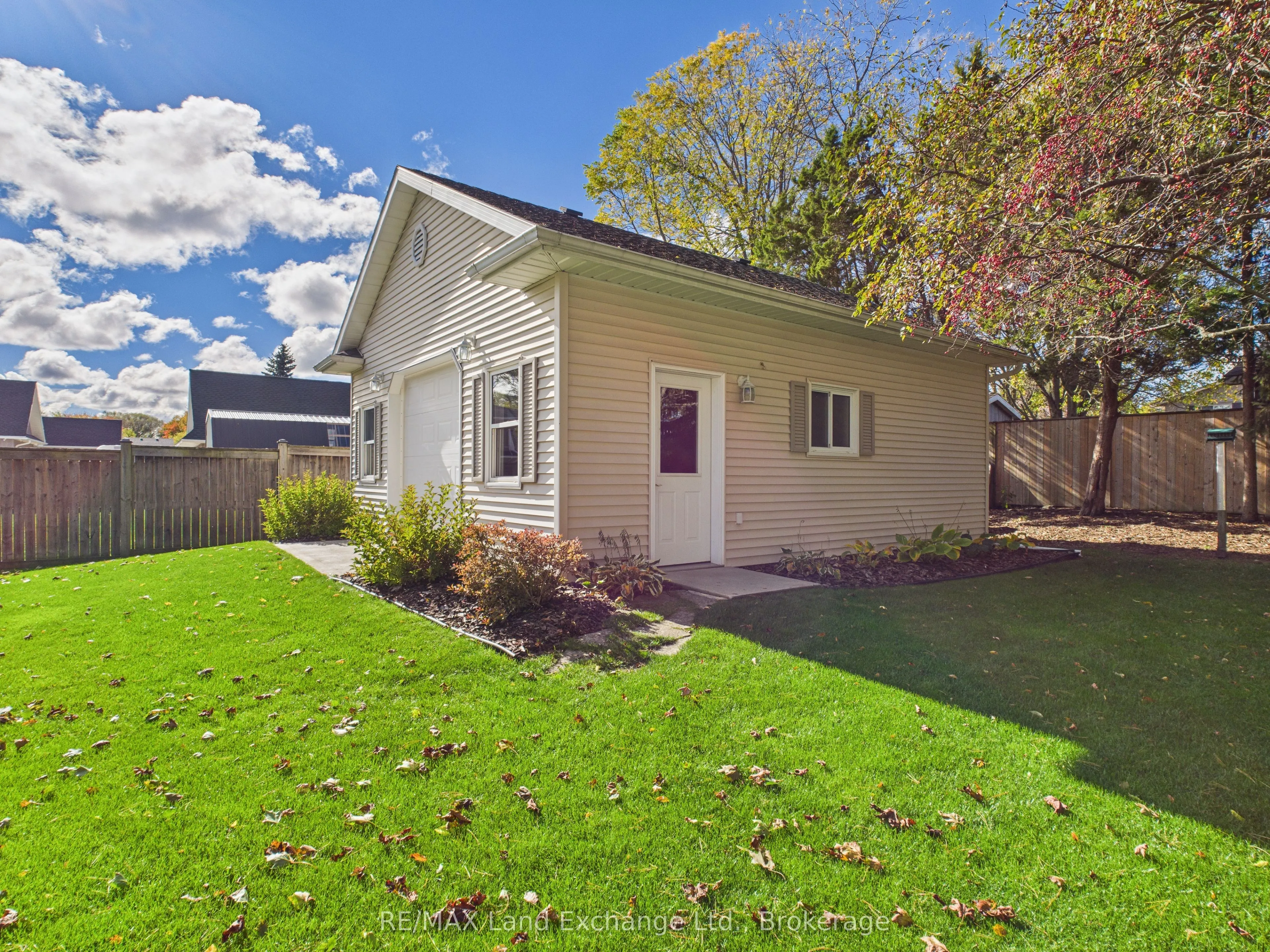 228 Willow Road