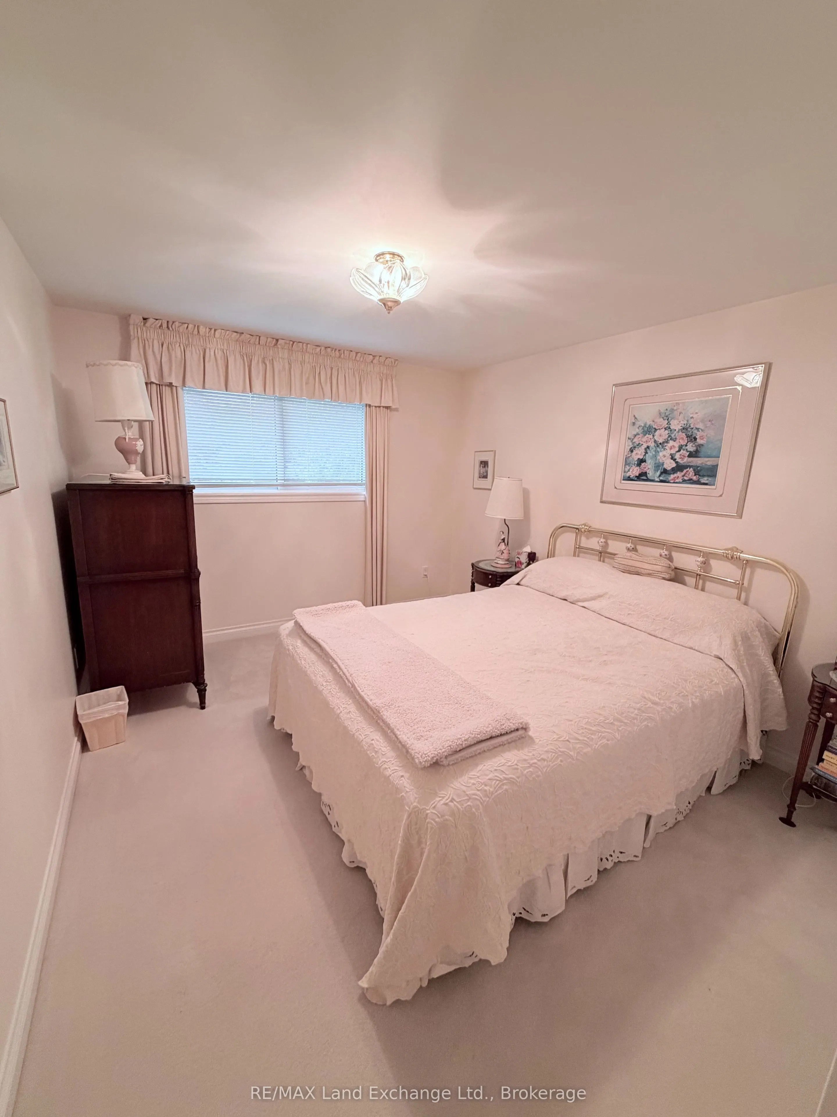 228 Willow Road