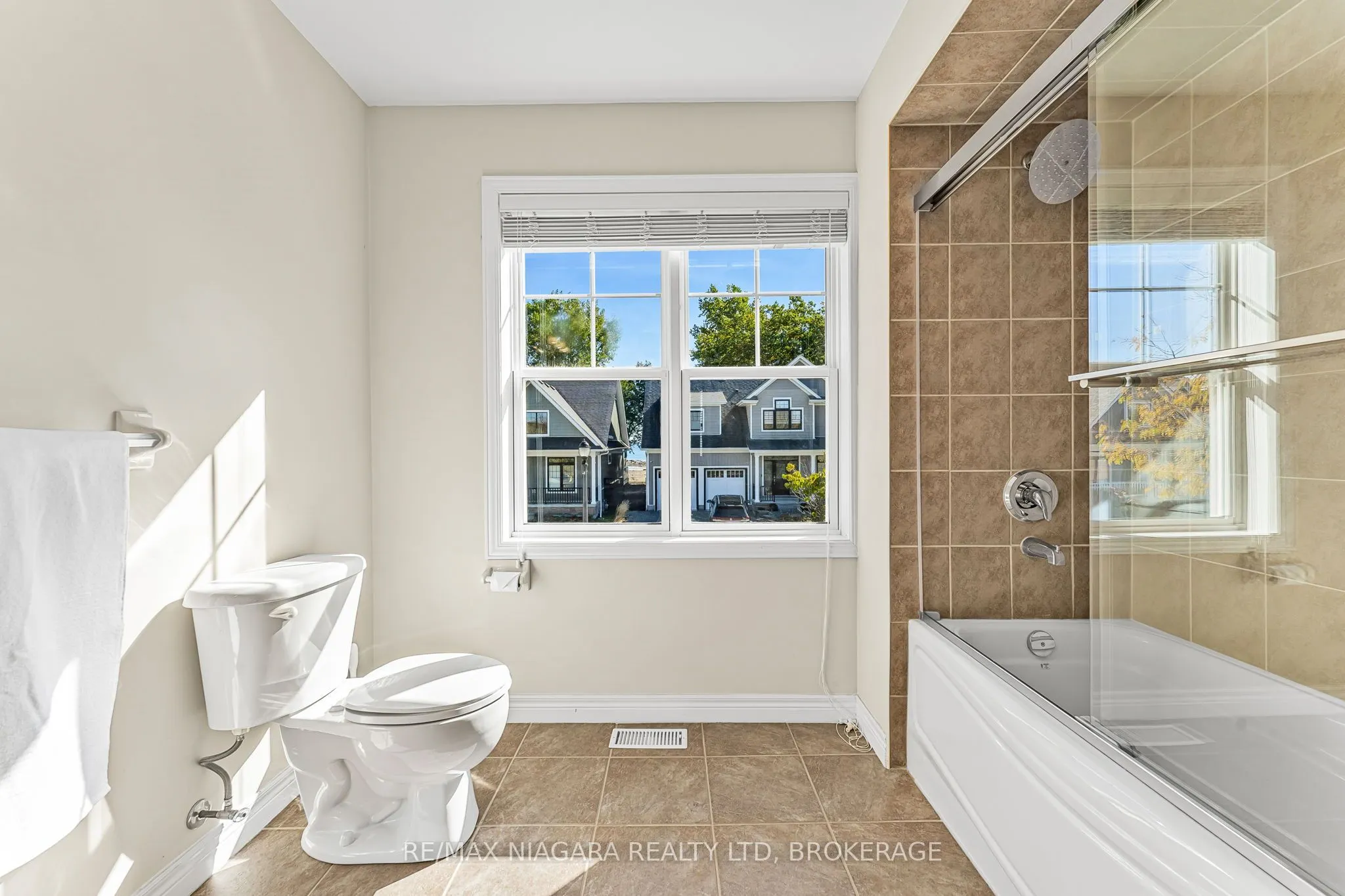 750 Lakeshore Road