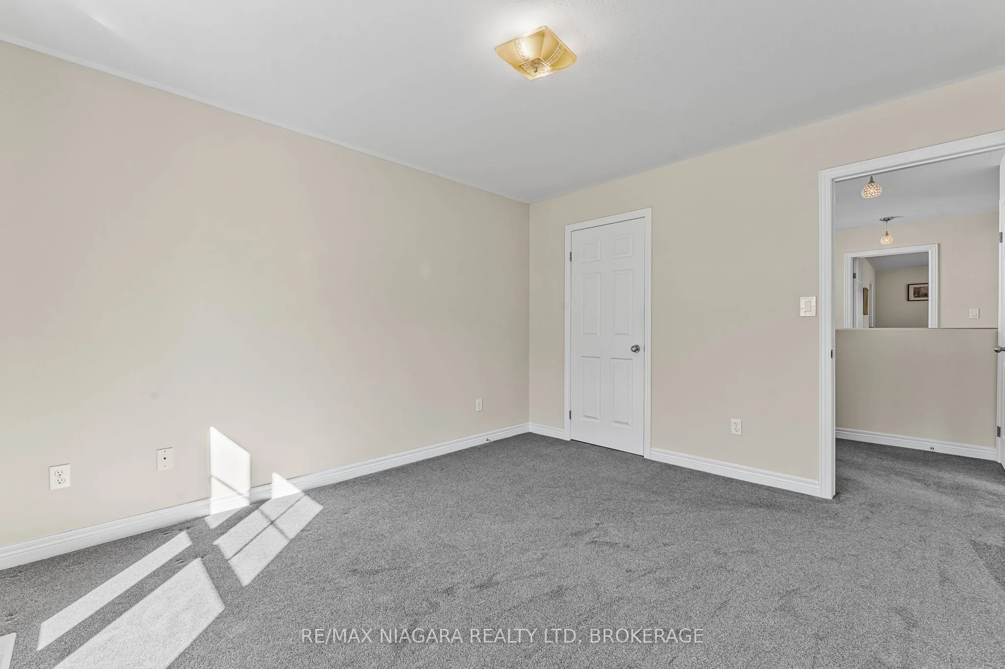 750 Lakeshore Road