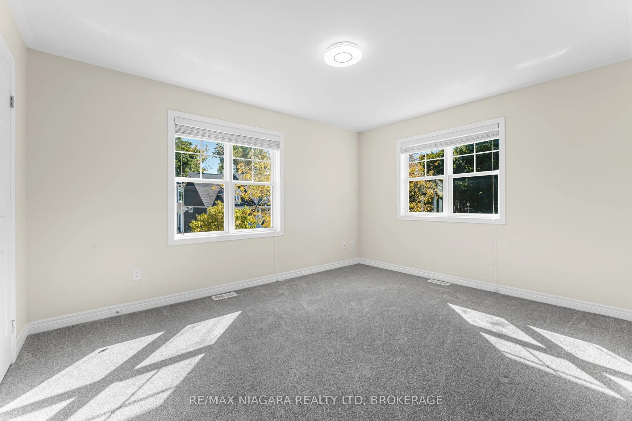750 Lakeshore Road