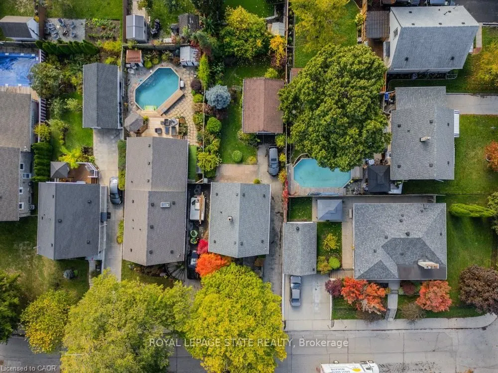 8 Sylvia Crescent