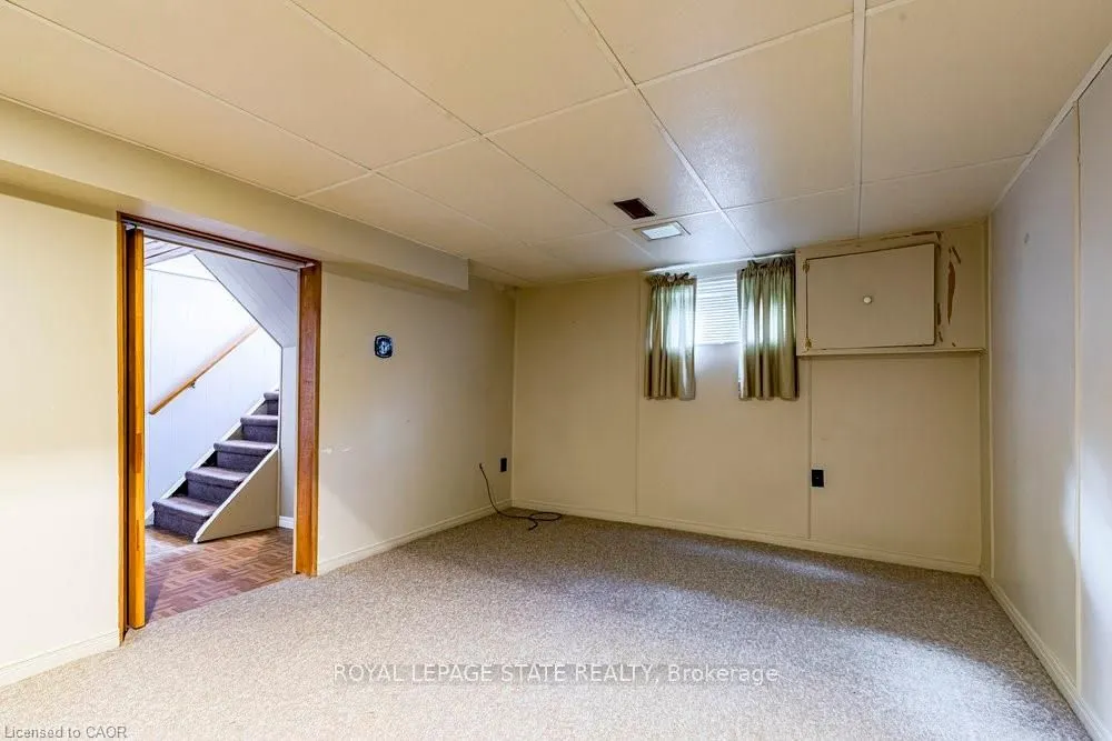 8 Sylvia Crescent