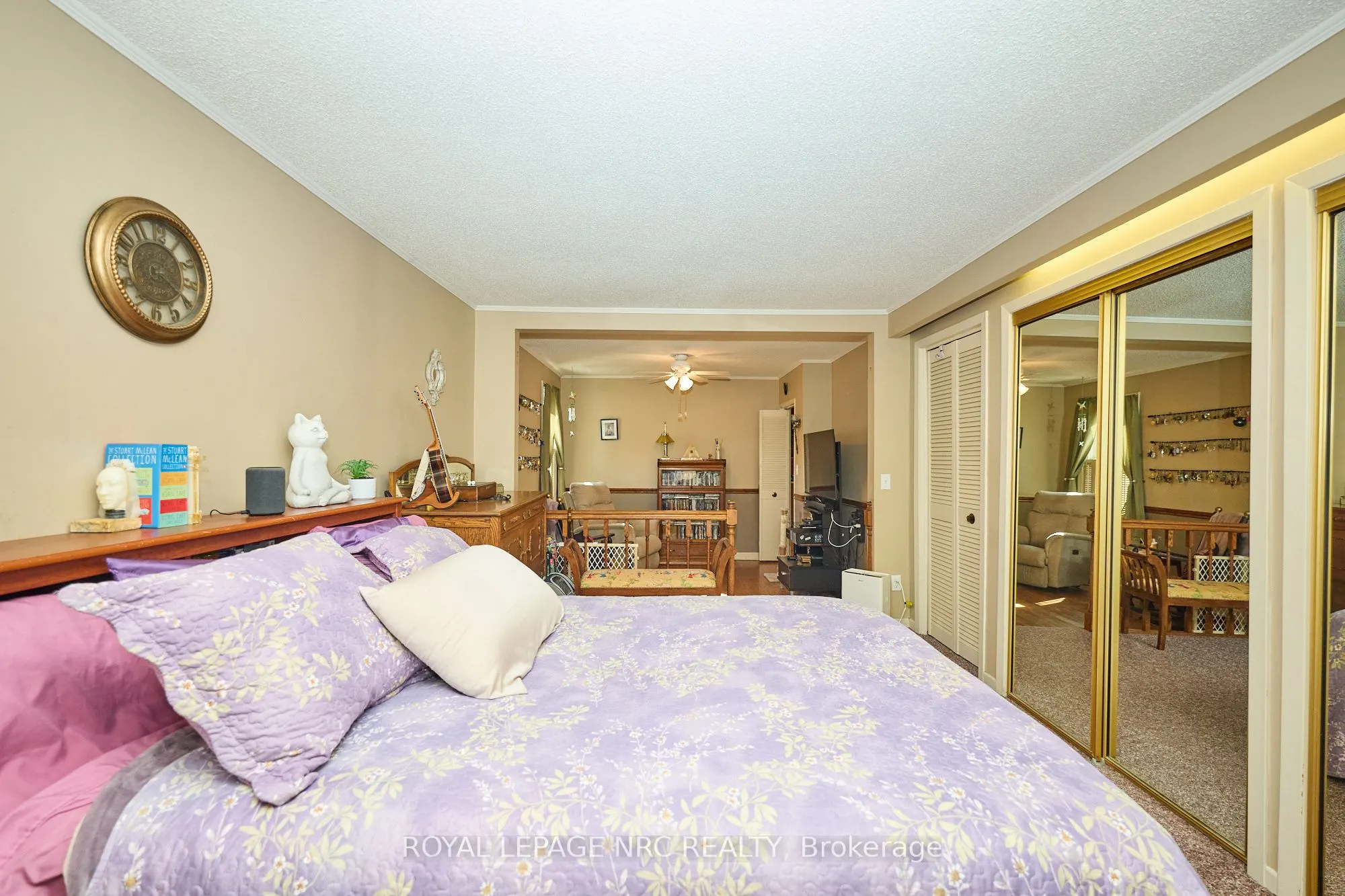 7 Hallcrest Avenue