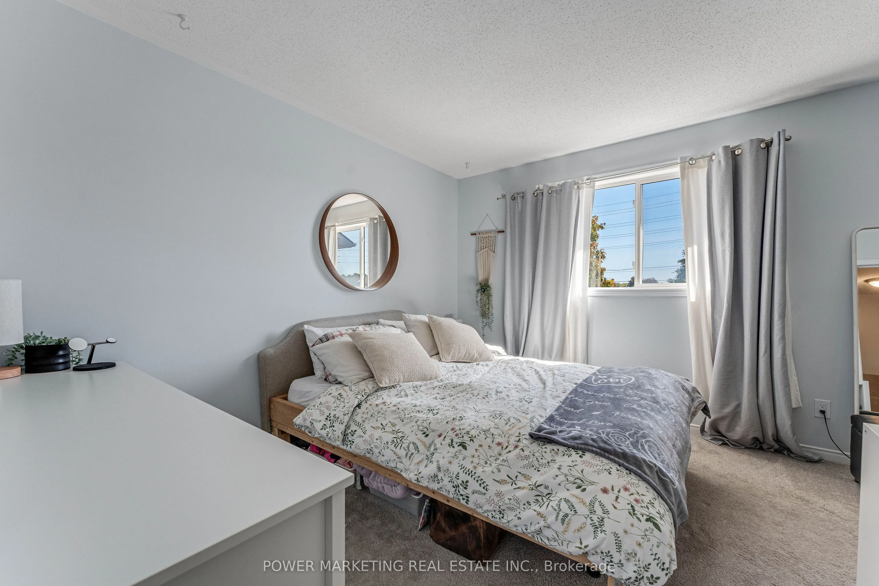 783 Nesting Way