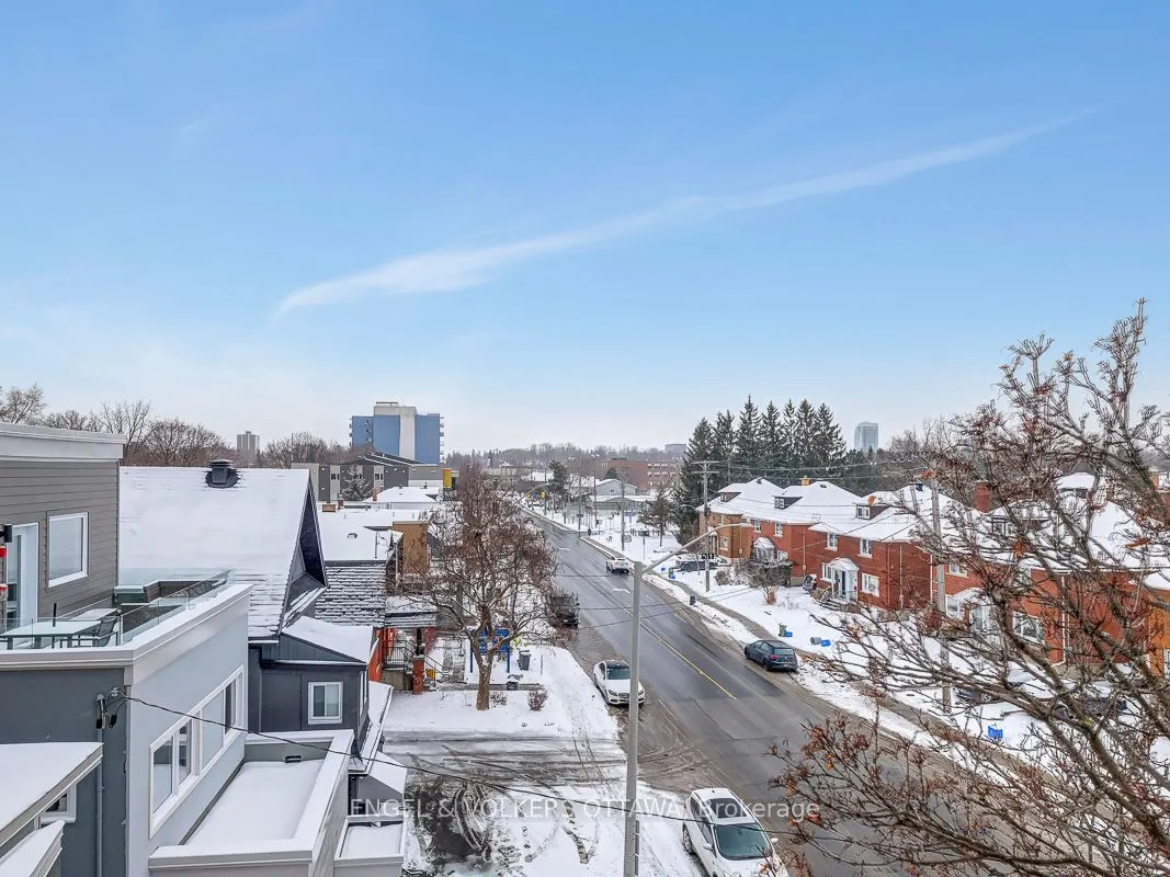 131 Holland Avenue, #404