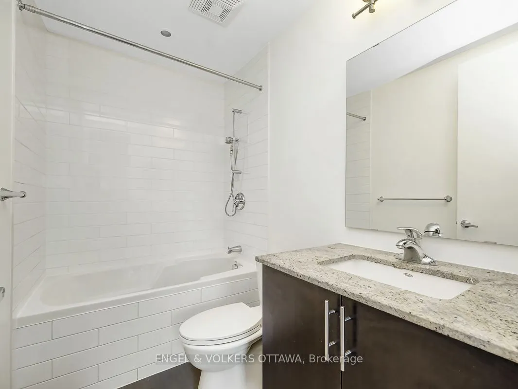 131 Holland Avenue, #404