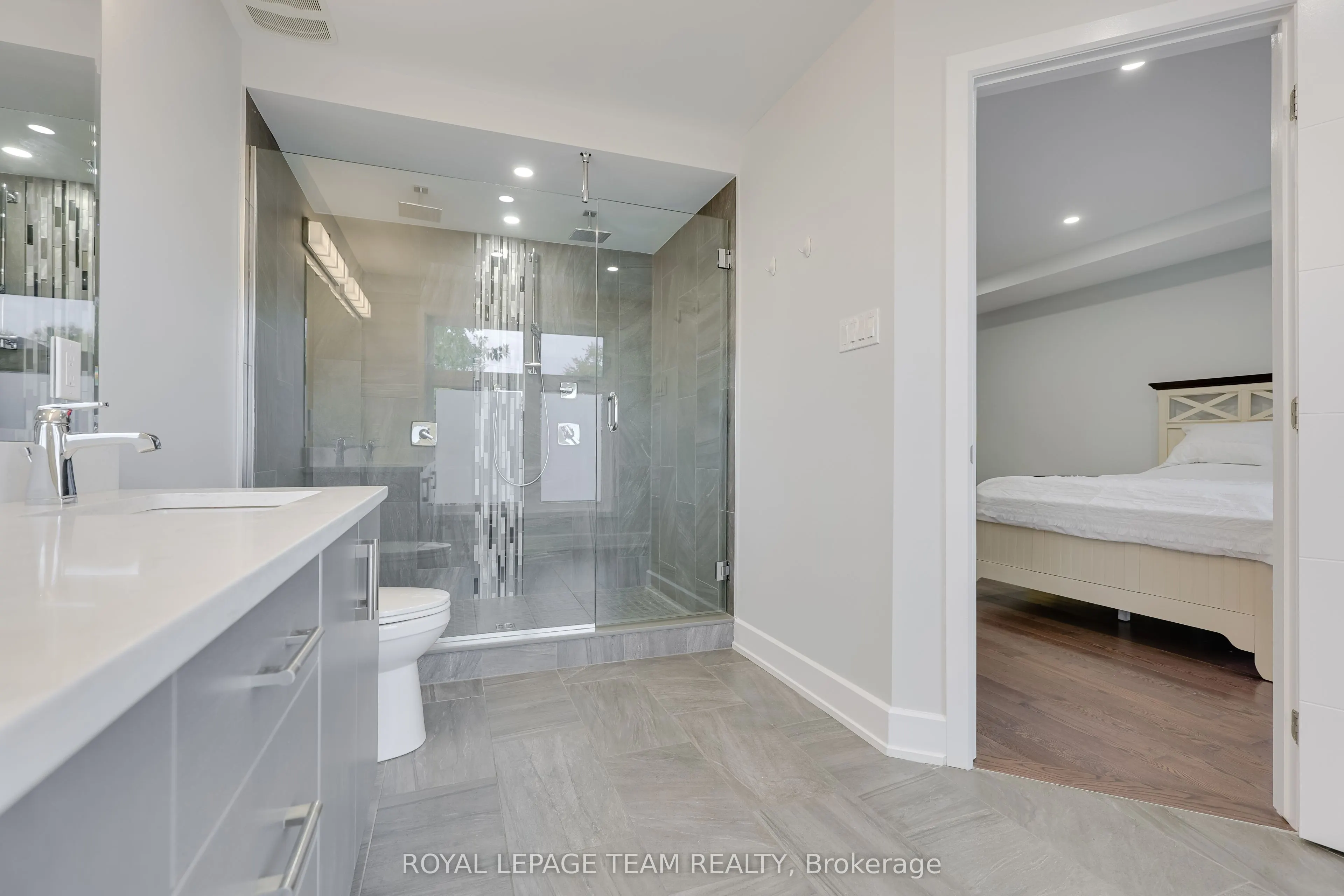 38 Sunnymede Avenue