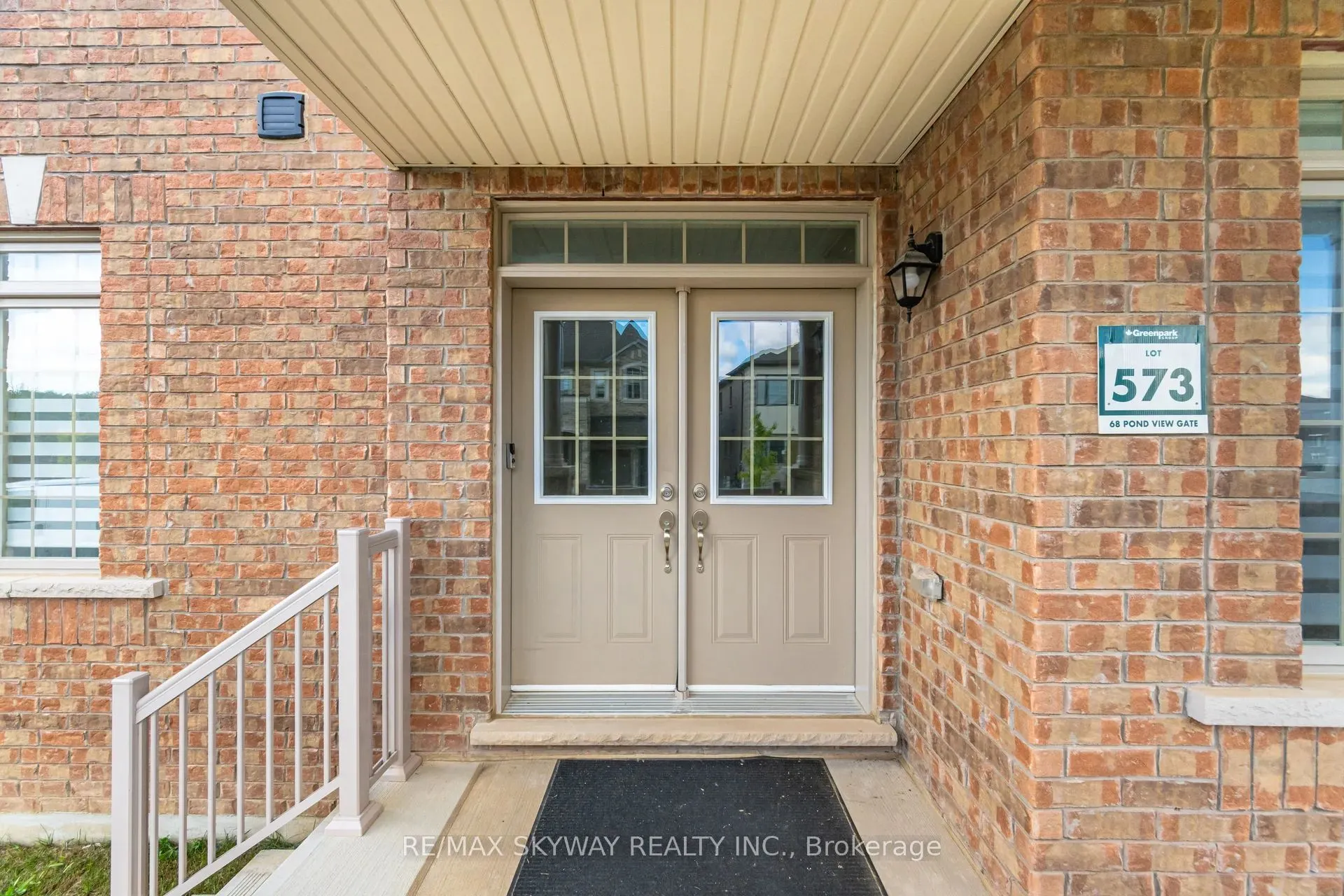 68 Pond View Gate