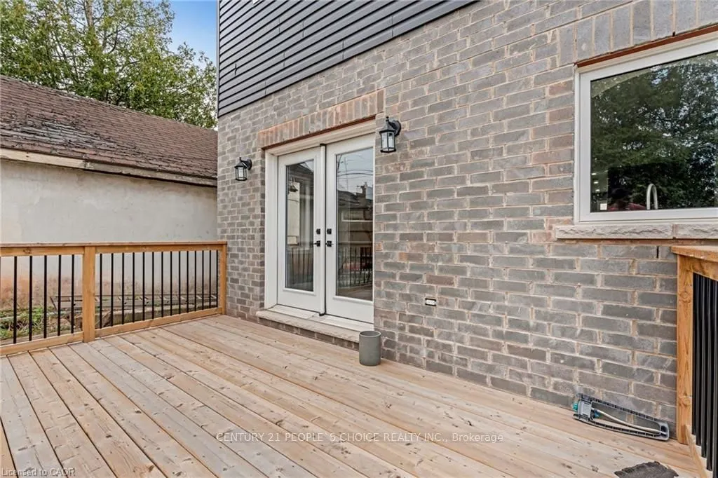 84 Beland Avenue, #(Upper)