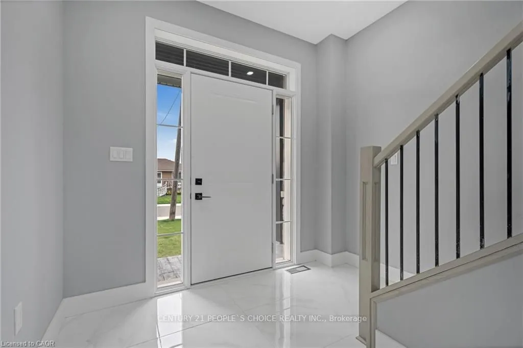 84 Beland Avenue, #(Upper)