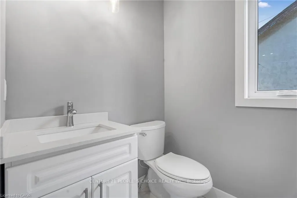 84 Beland Avenue, #(Upper)