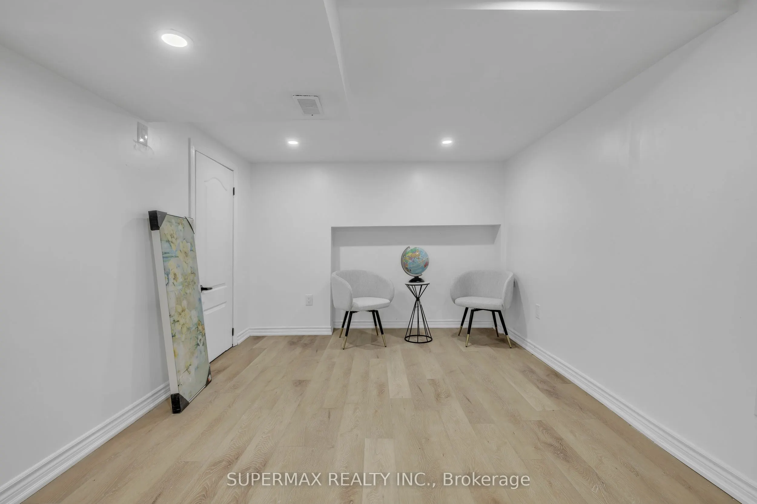 156 Brisbin Street