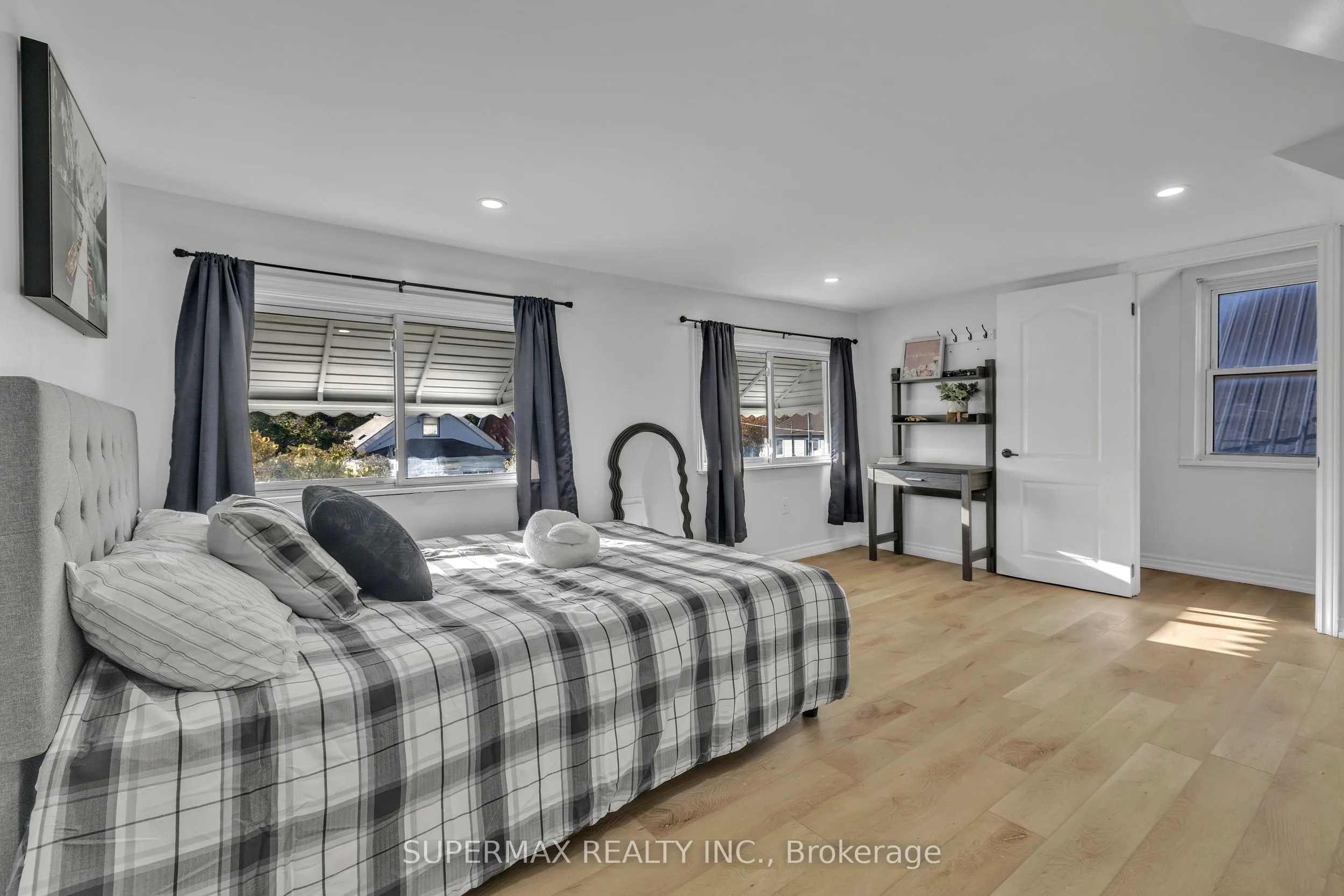 156 Brisbin Street