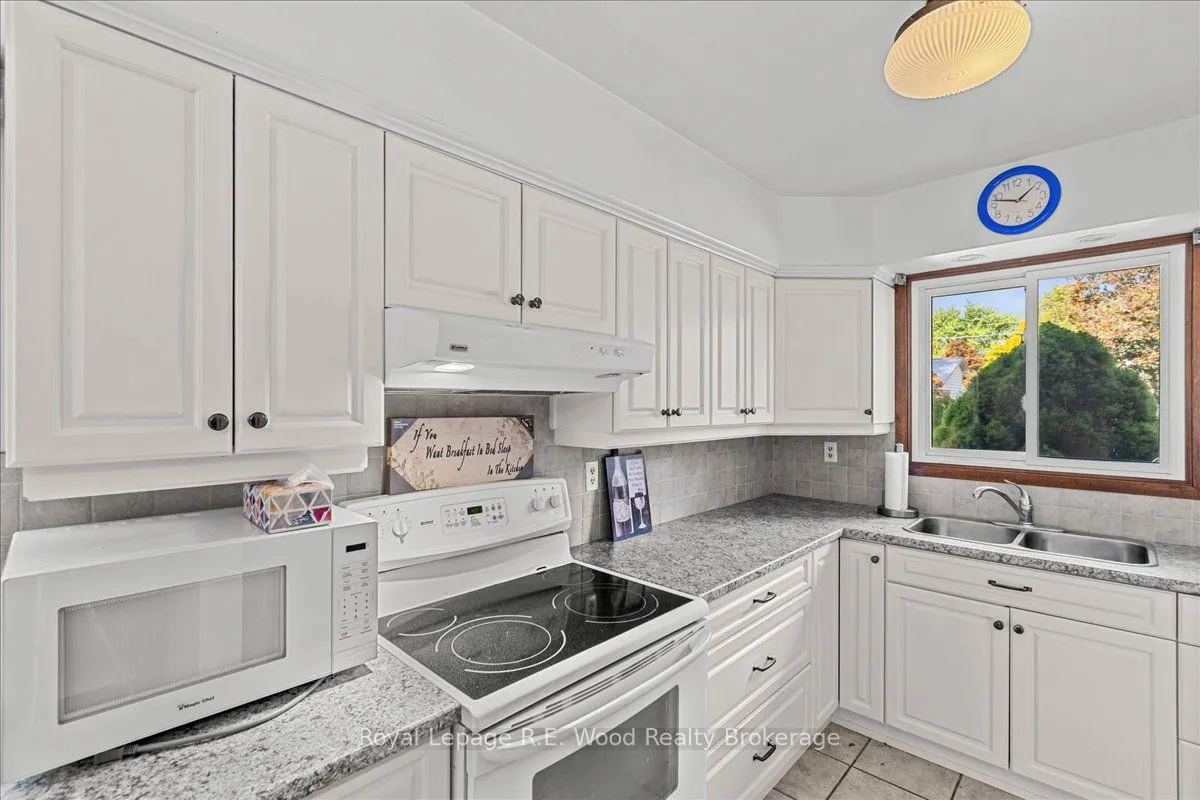 52 Trottier Drive
