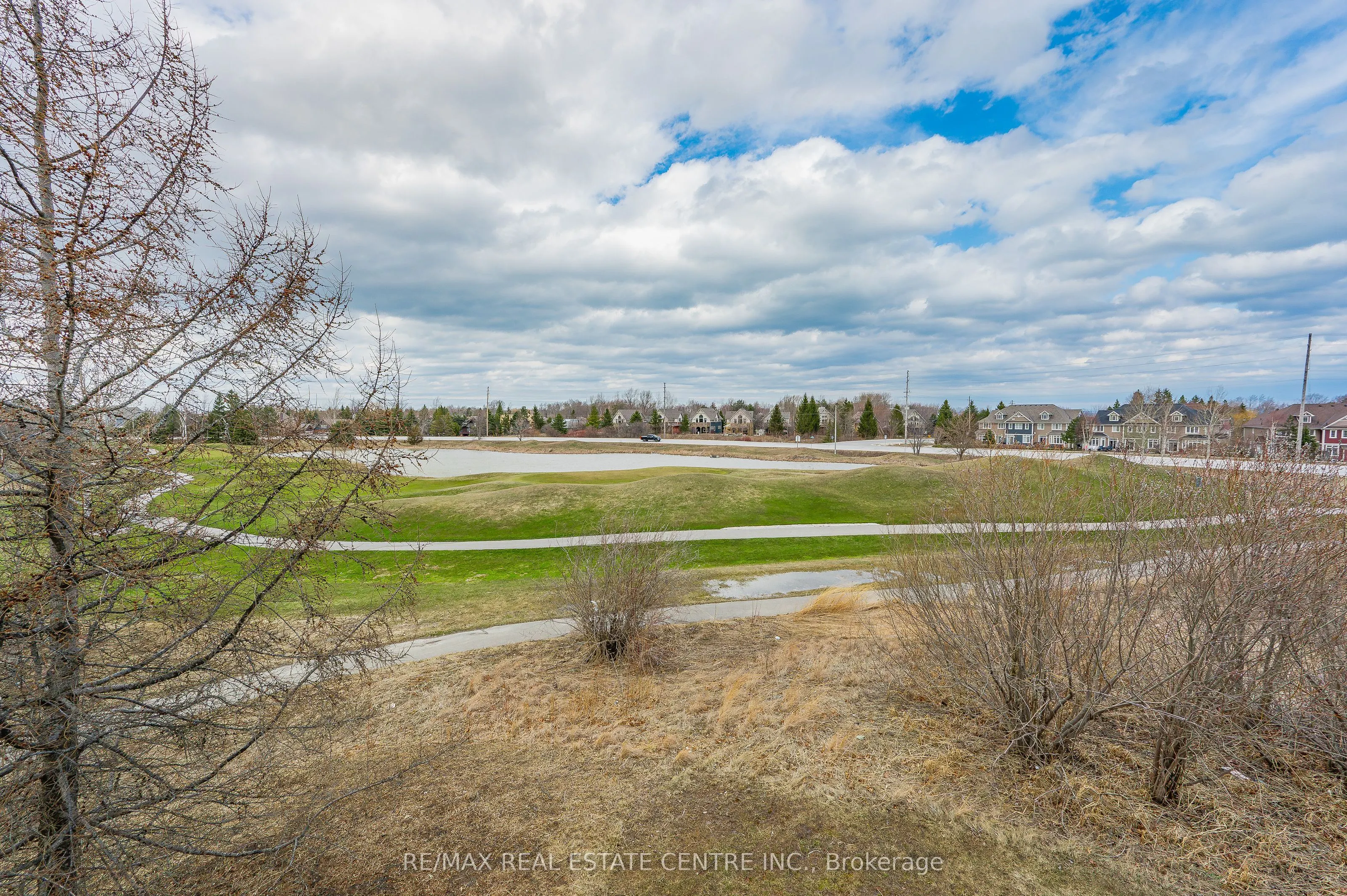 125 FAIRWAY Court, #228