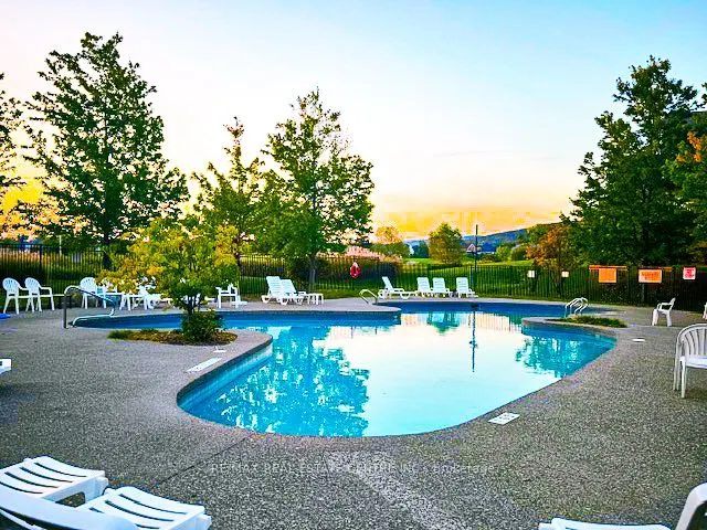 125 FAIRWAY Court, #228