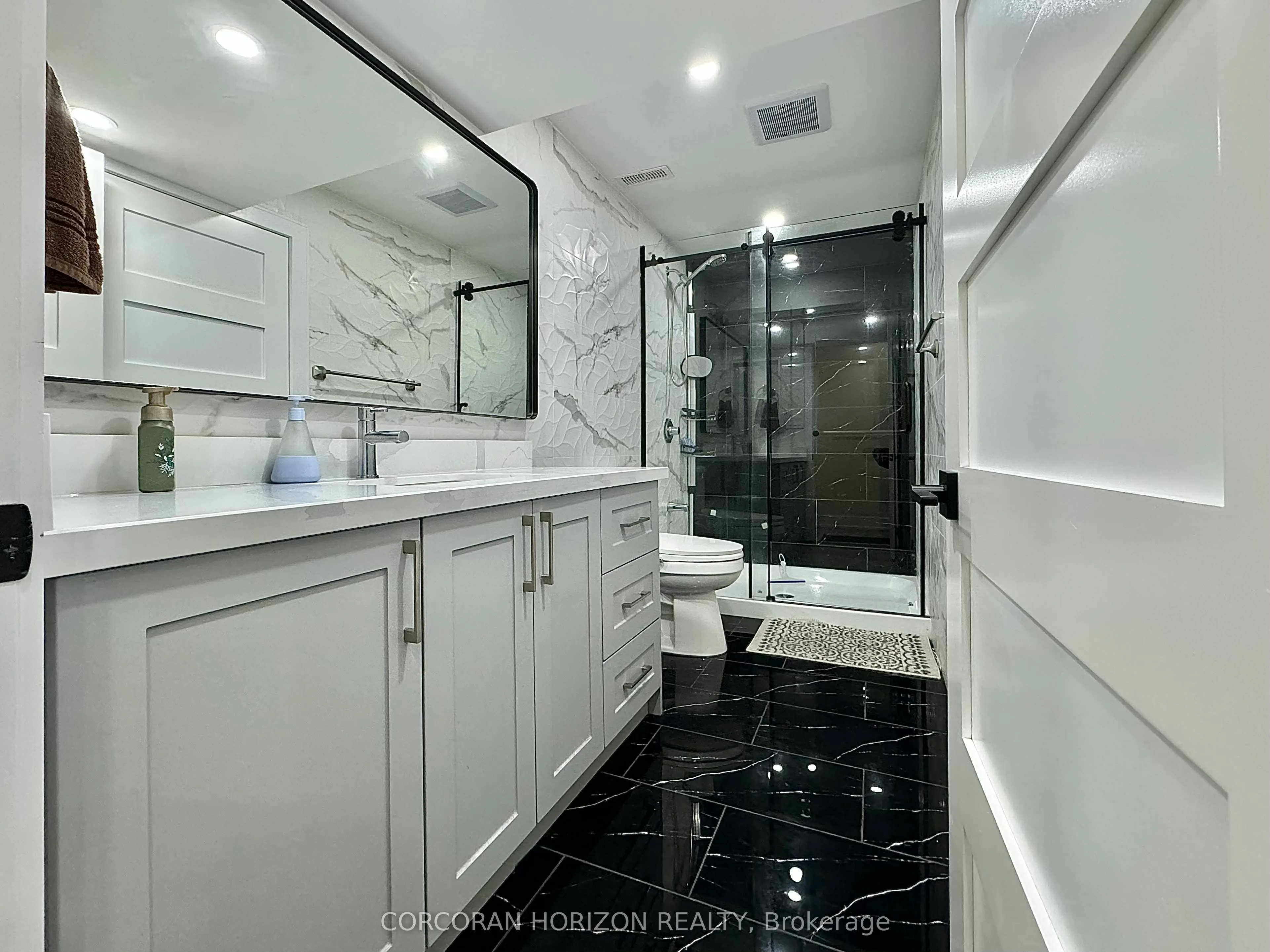 23 Mossgrove Drive, #Lower