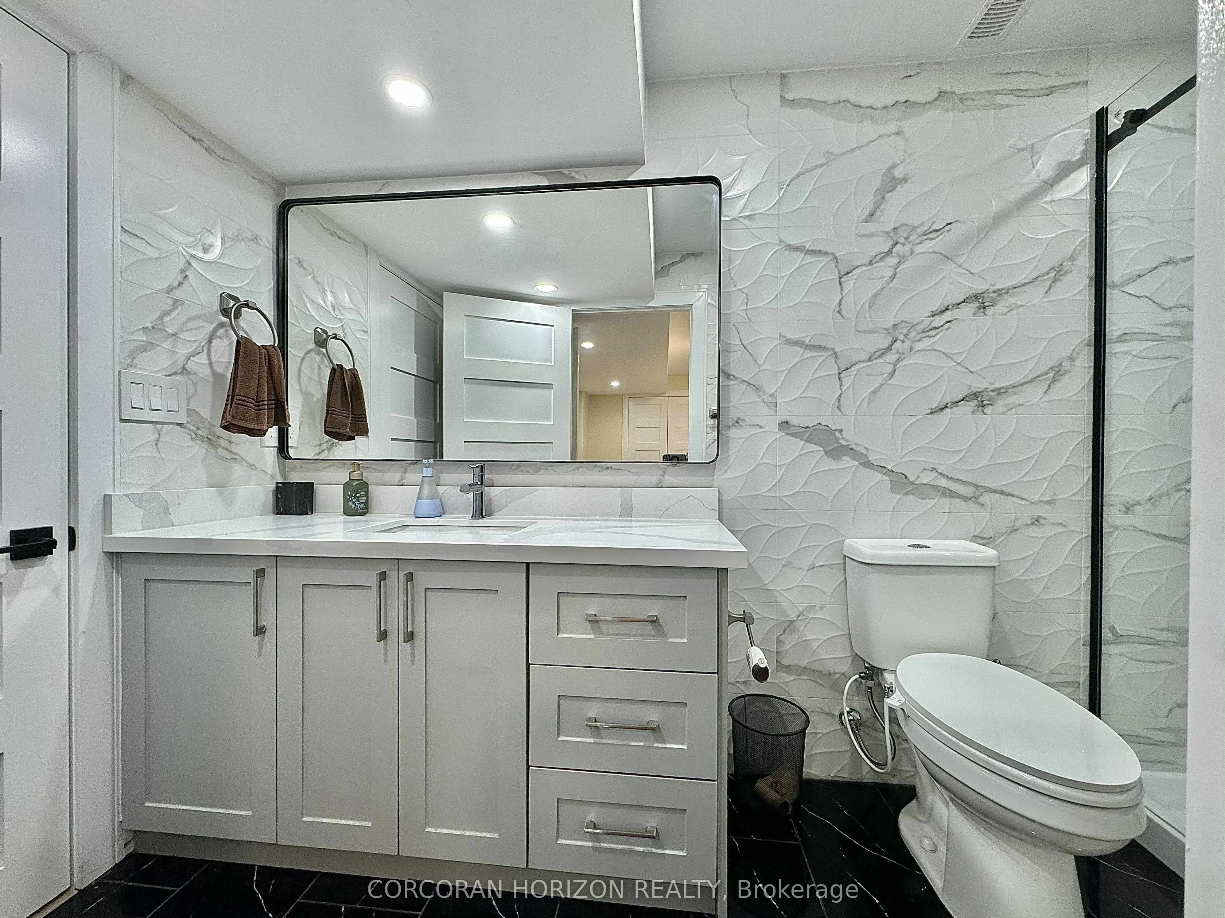 23 Mossgrove Drive, #Lower