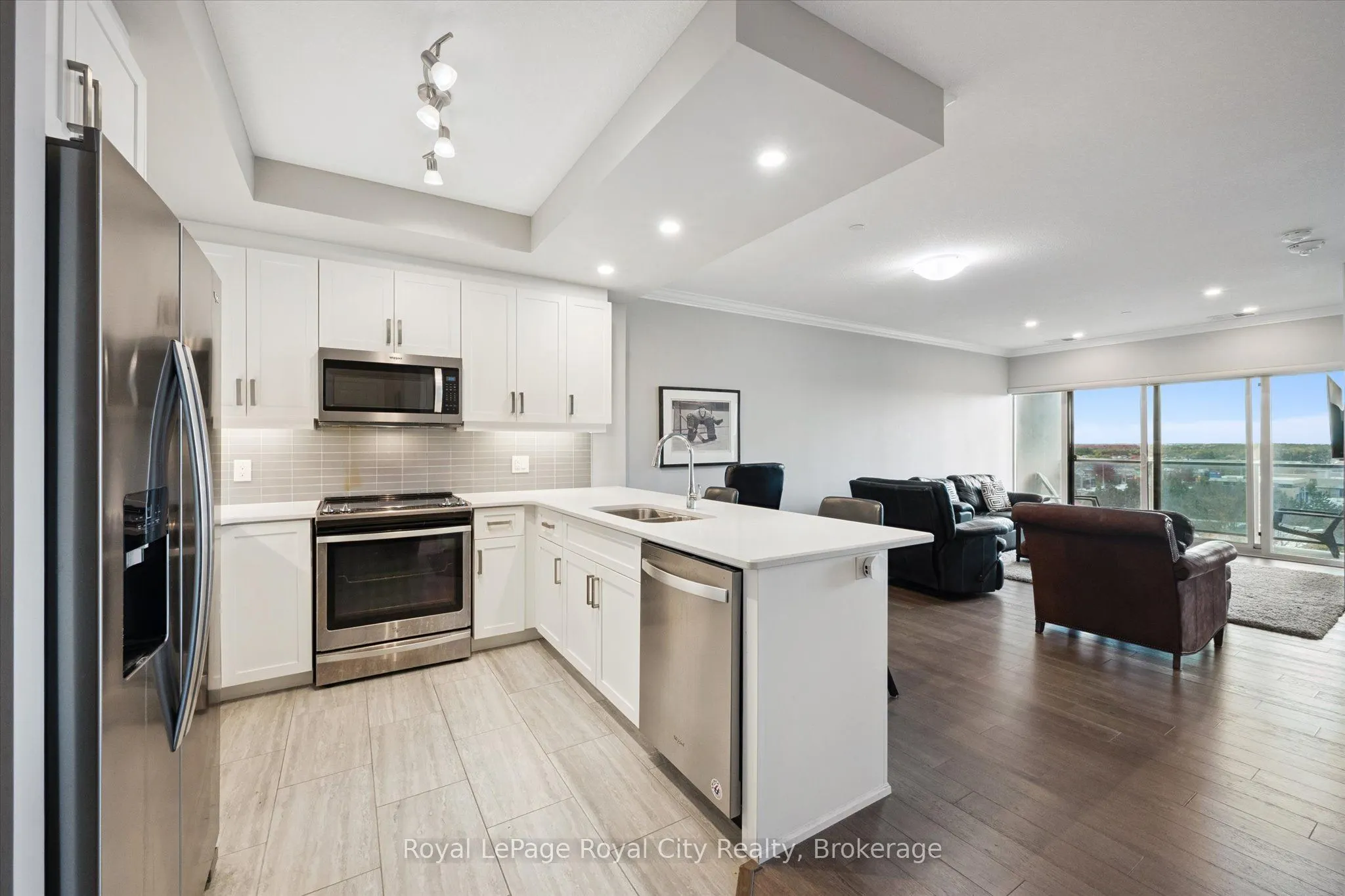 1878 Gordon Street, #409