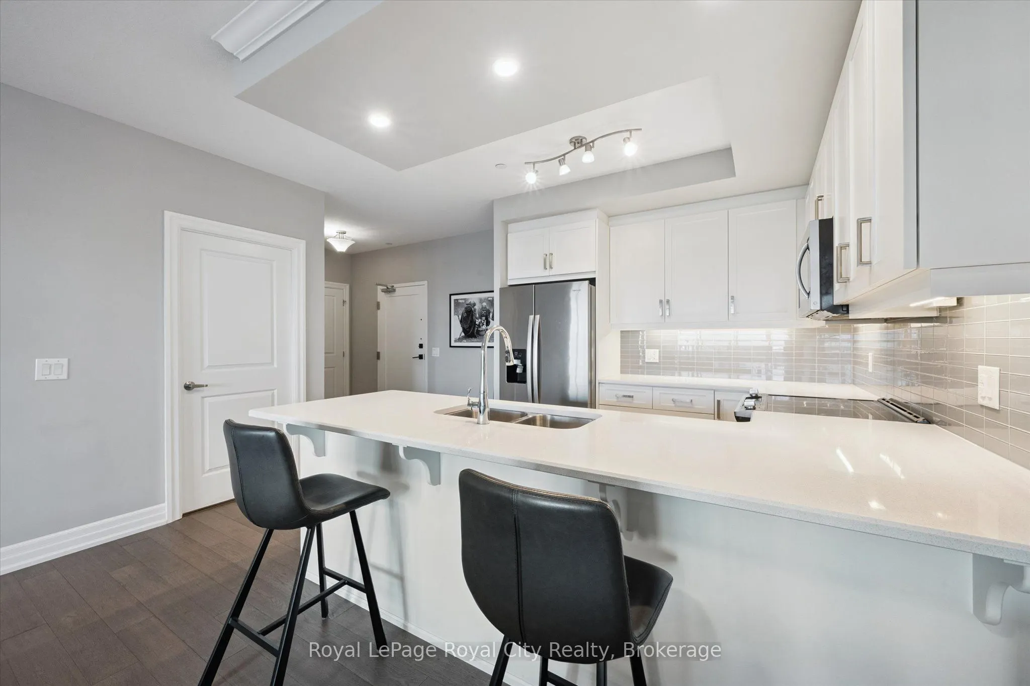 1878 Gordon Street, #409