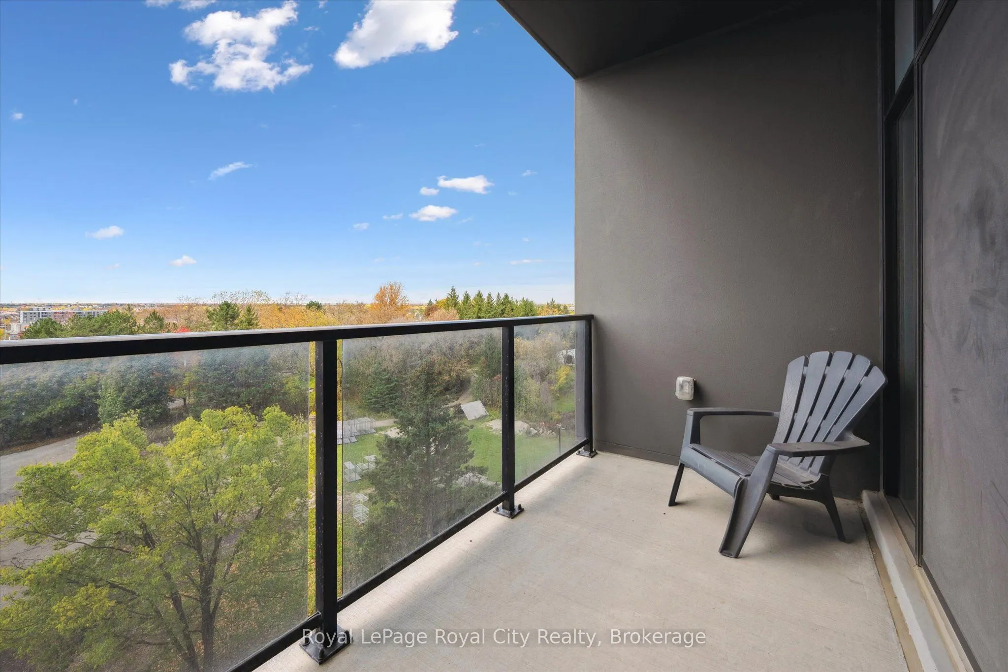1878 Gordon Street, #409