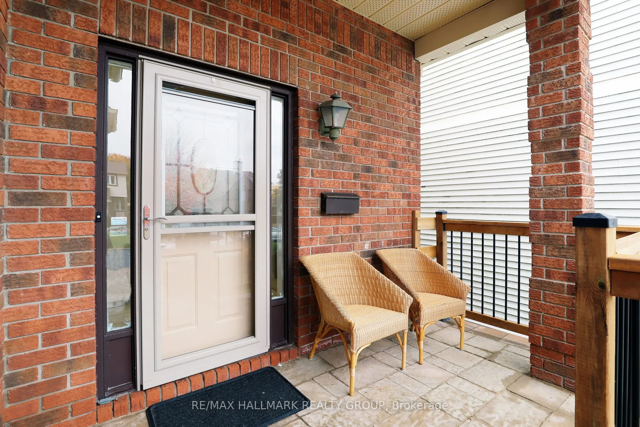 6 Robina Avenue